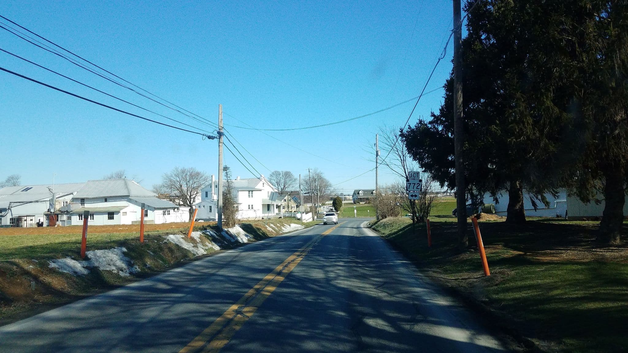 Street view near The Berry House, Leola — © jbthemilker (CC BY-SA · Mapillary)