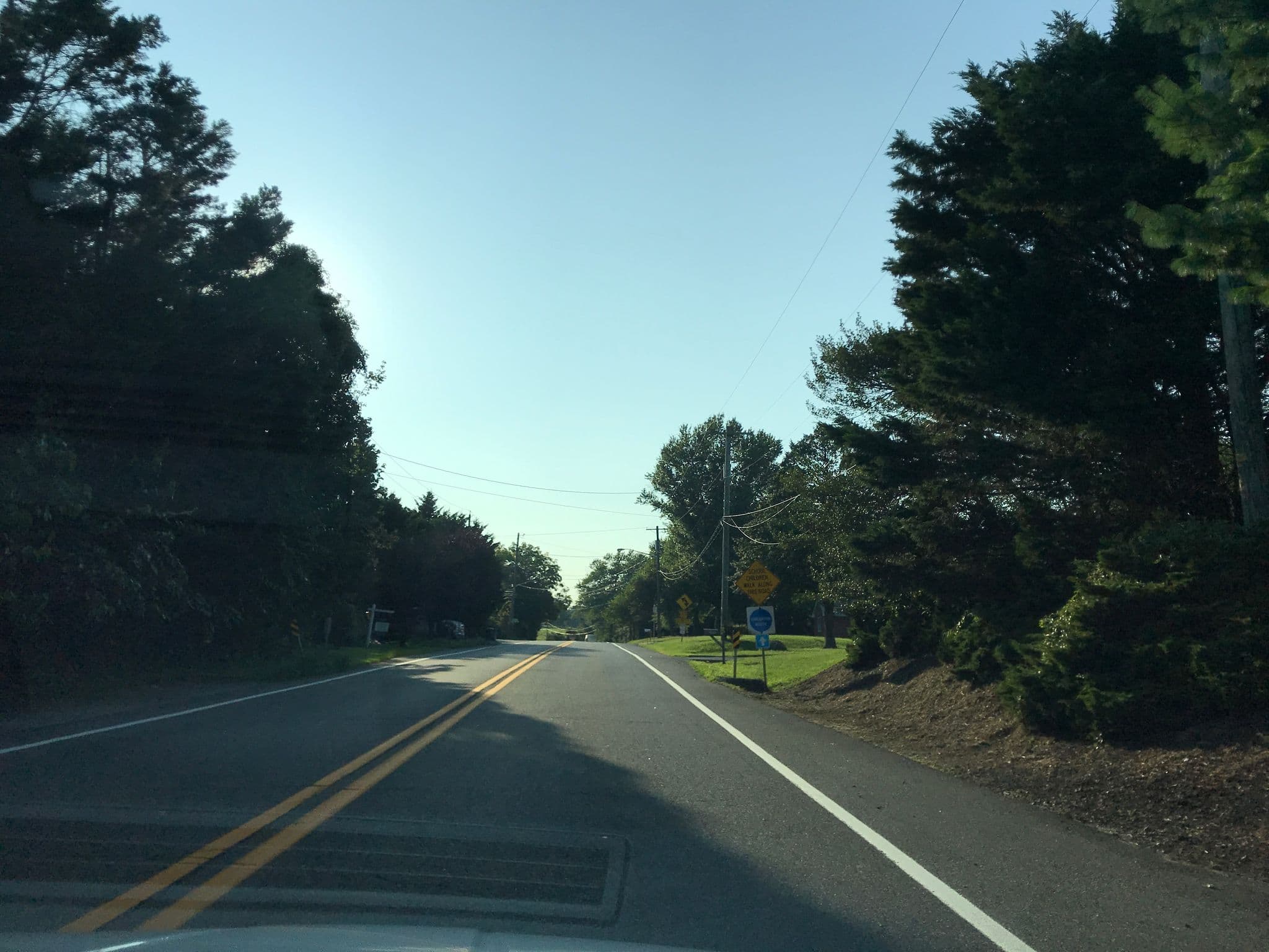 Street view near Blue Hen Bed & Breakfast, Brookside — © mdroads (CC BY-SA · Mapillary)