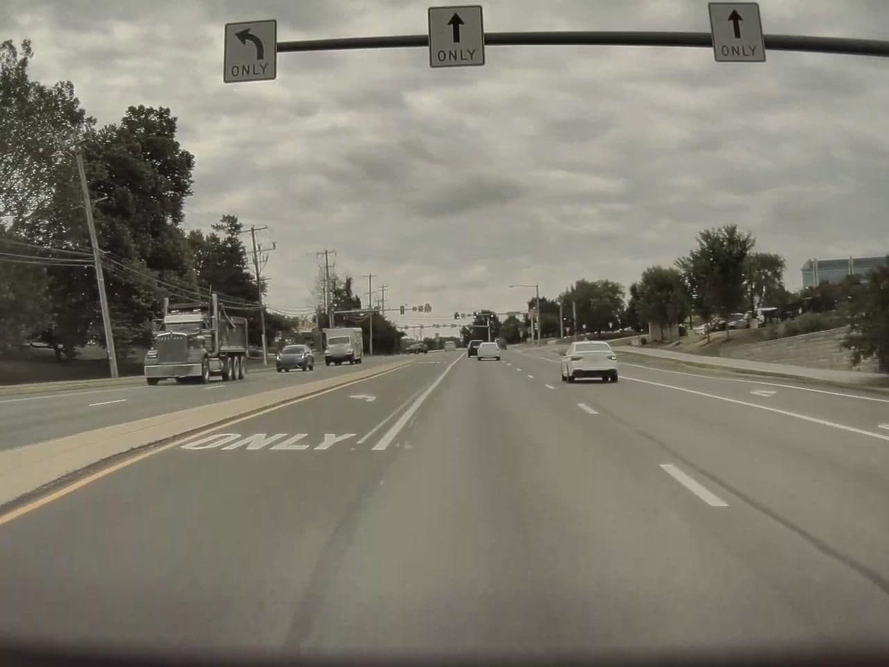 Street view near Courtyard by Marriott Philadelphia Great Valley/Malvern, Paoli — © amaiman (CC BY-SA · Mapillary)