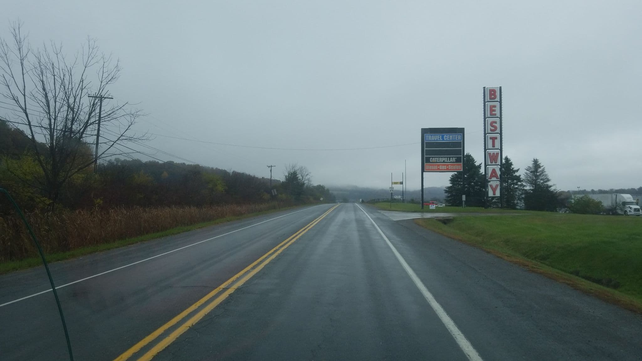 Street view near Red Roof Inn Milesburg, Milesburg — © jbthemilker (CC BY-SA · Mapillary)