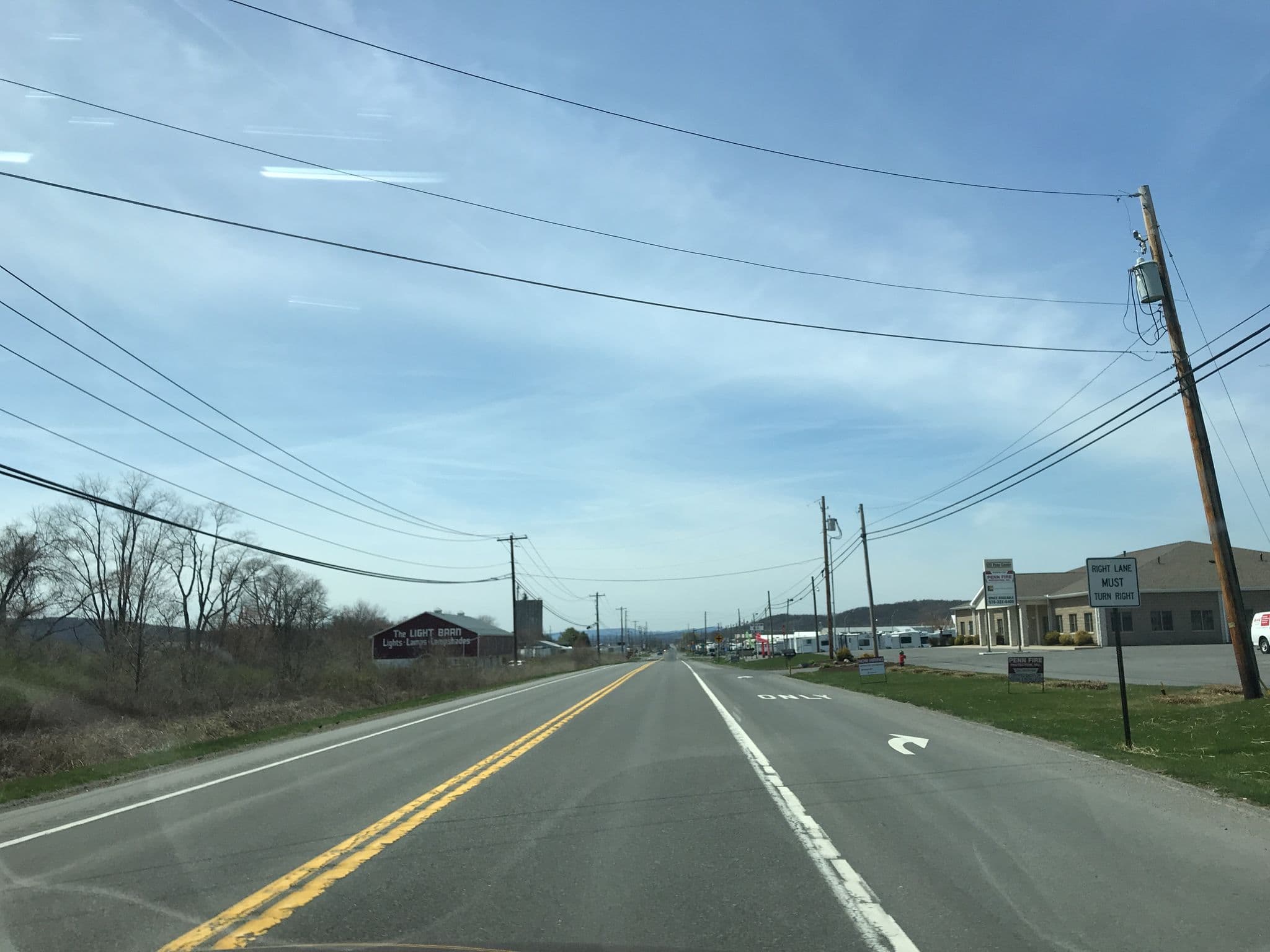 Street view near Silver State Convention Housing, Selinsgrove — © mdroads (CC BY-SA · Mapillary)