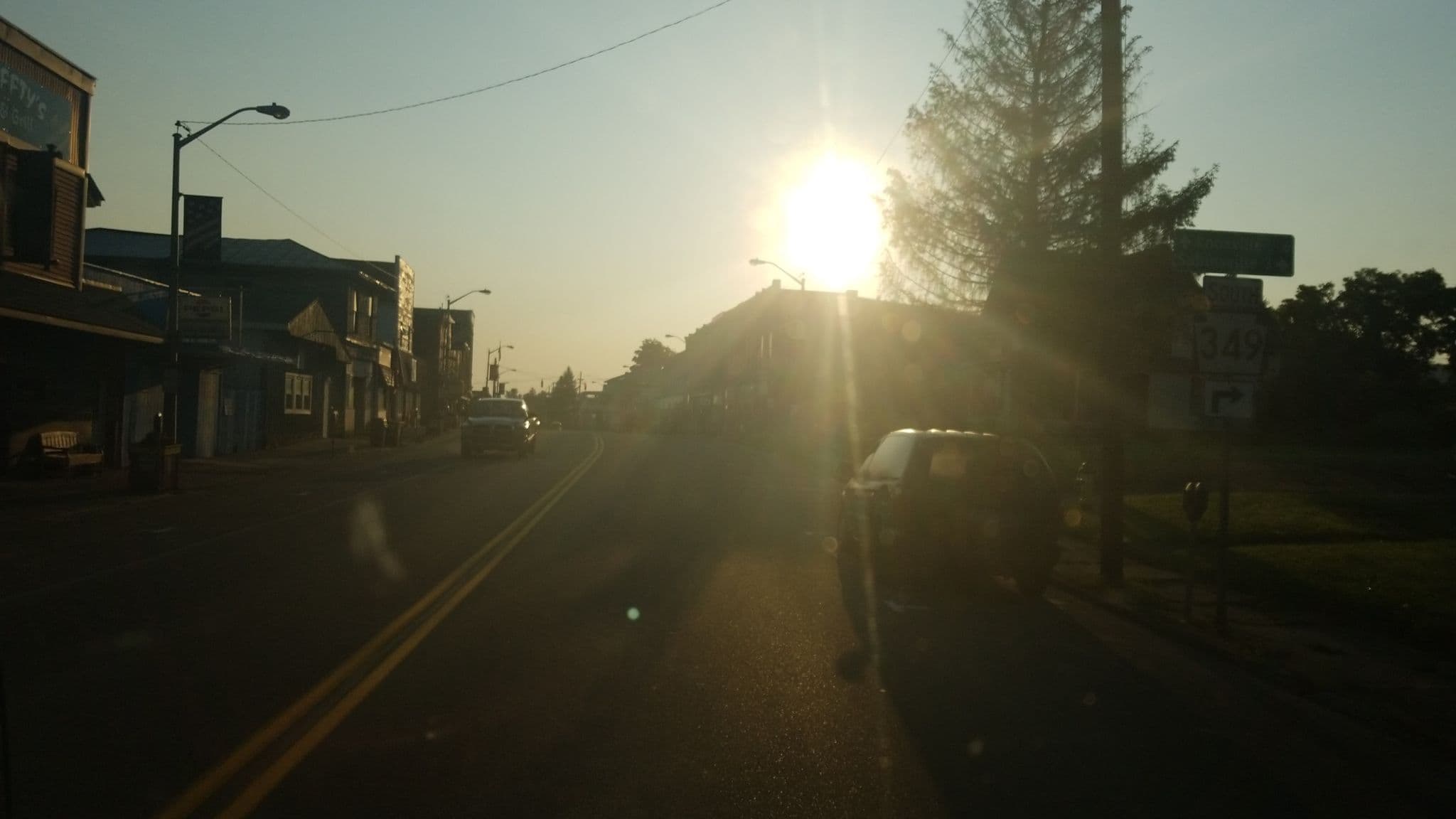Street view near Rest Easy, Elkland — © jbthemilker (CC BY-SA · Mapillary)