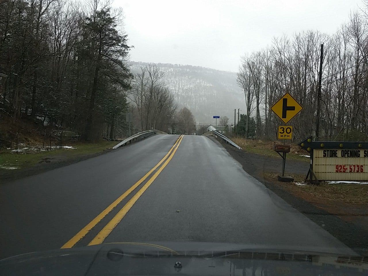 Street view near Fishing Creek Lodge, Glen Lyon — © mpainter (CC BY-SA · Mapillary)