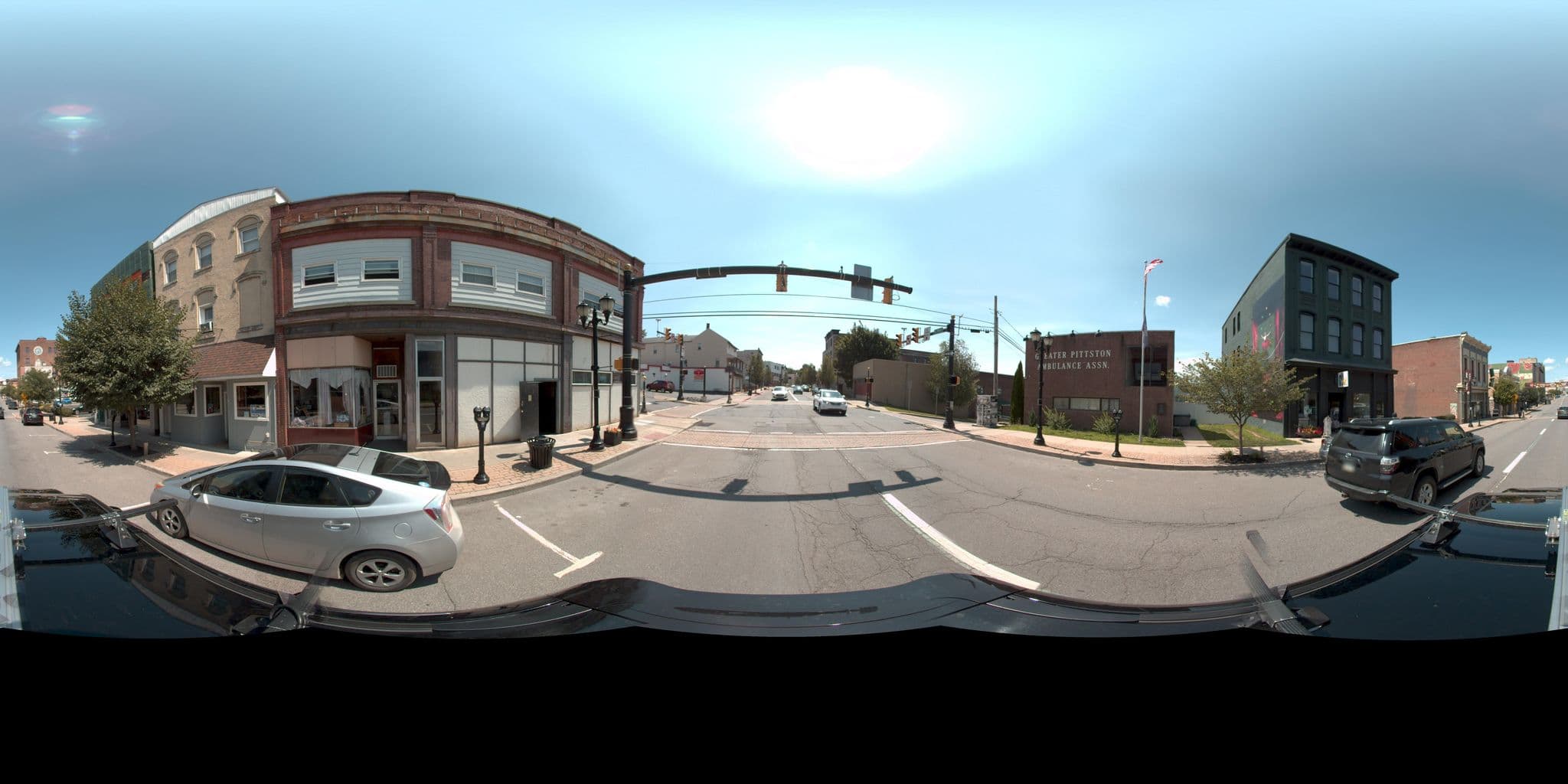 Street view near The Pittston Hotel, Pittston — © rking (CC BY-SA · Mapillary)