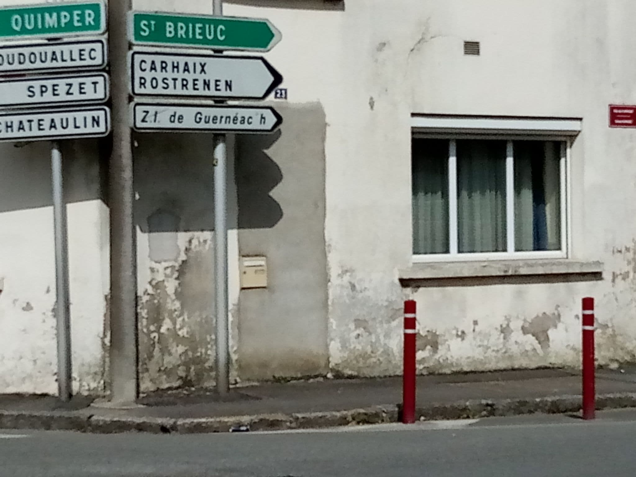 Street view near Casse Noisettes, Gourin — © williamdes (CC BY-SA · Mapillary)