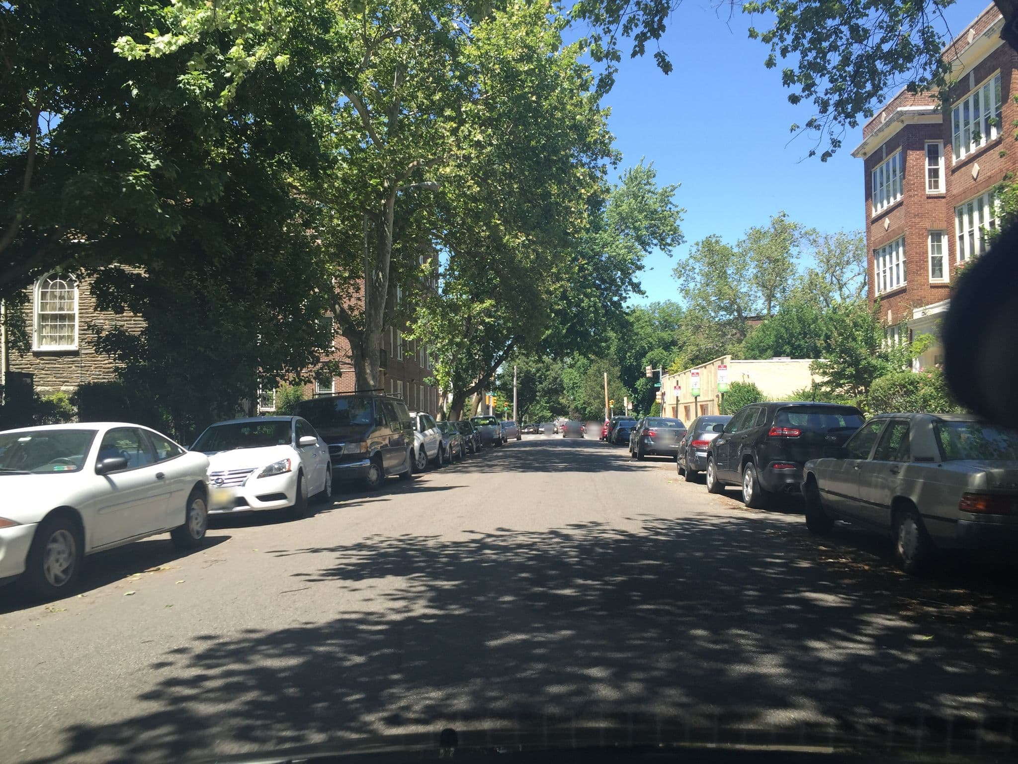 Street view near Inn Between Bed And Breakfast, Spruce Hill — © howlanda (CC BY-SA · Mapillary)