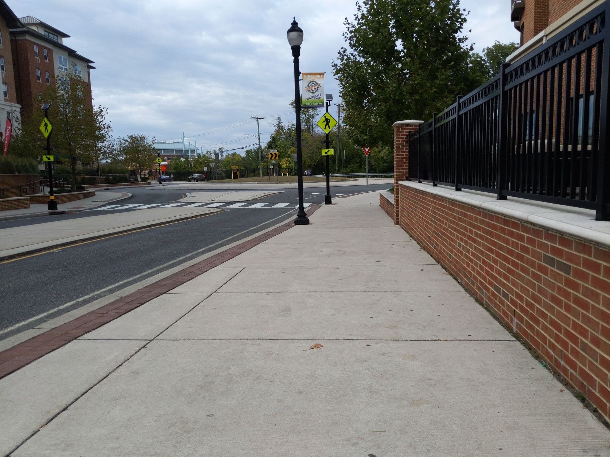 Street view near Courtyard By Marriott, Glassboro — © jasonh (CC BY-SA · Mapillary)