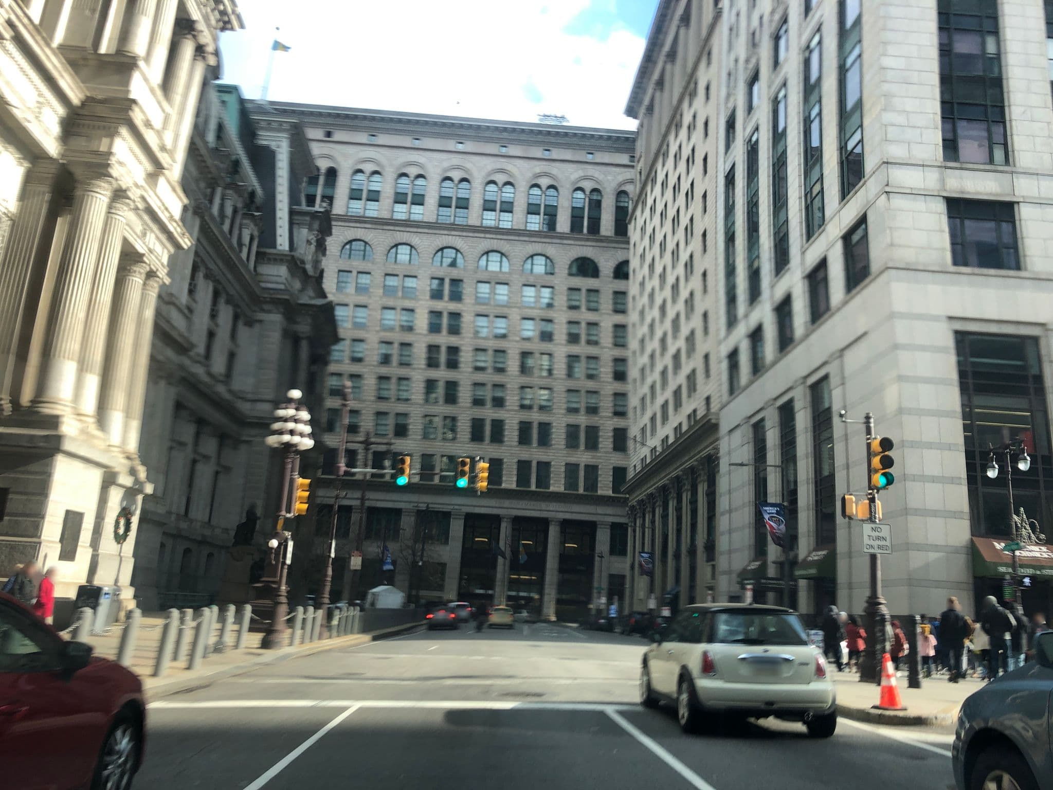Street view near the bar b que, Philadelphia — © agreen824 (CC BY-SA · Mapillary)