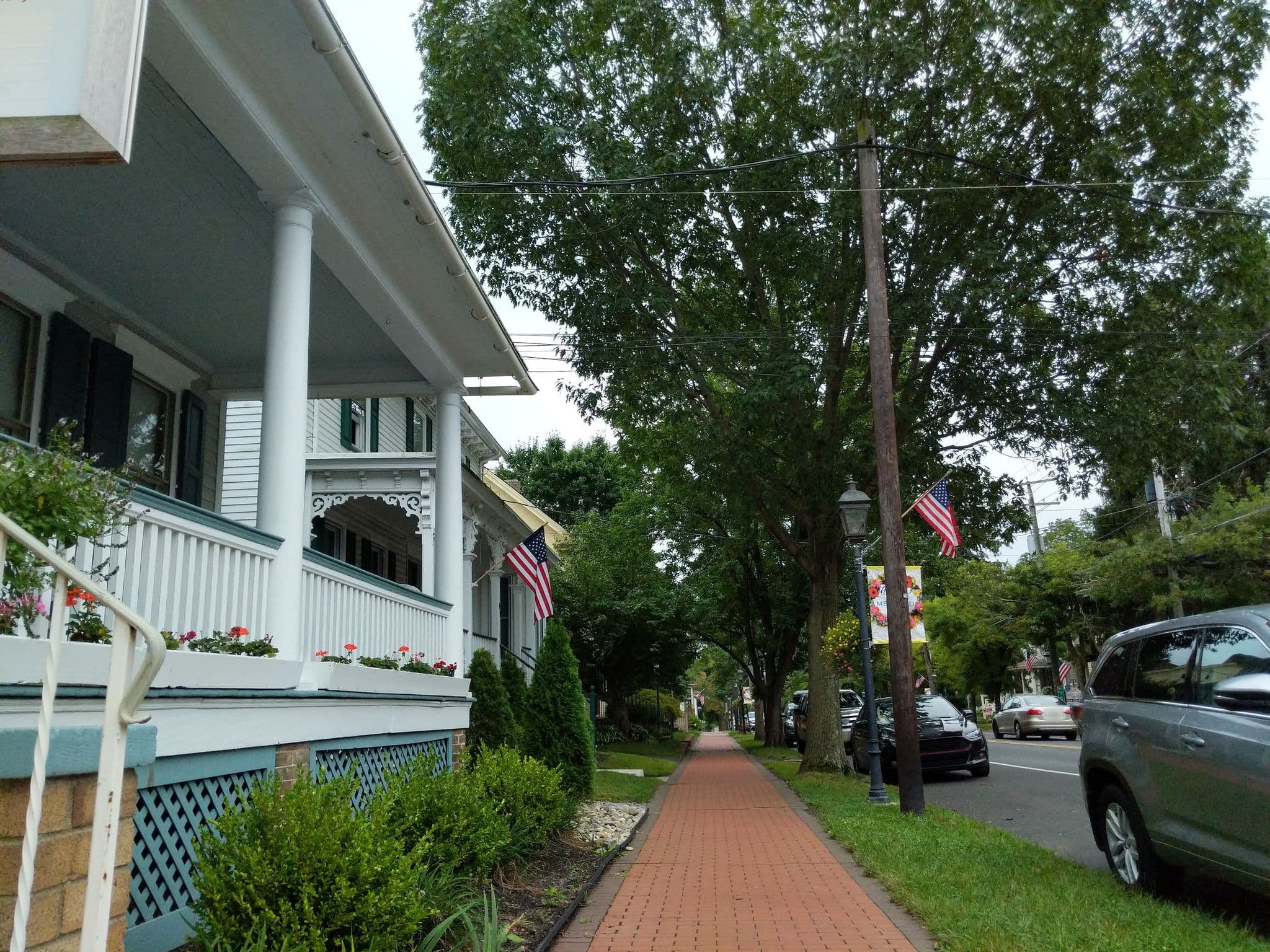 Street view near Iris Inn, Medford Lakes — © jasonh (CC BY-SA · Mapillary)