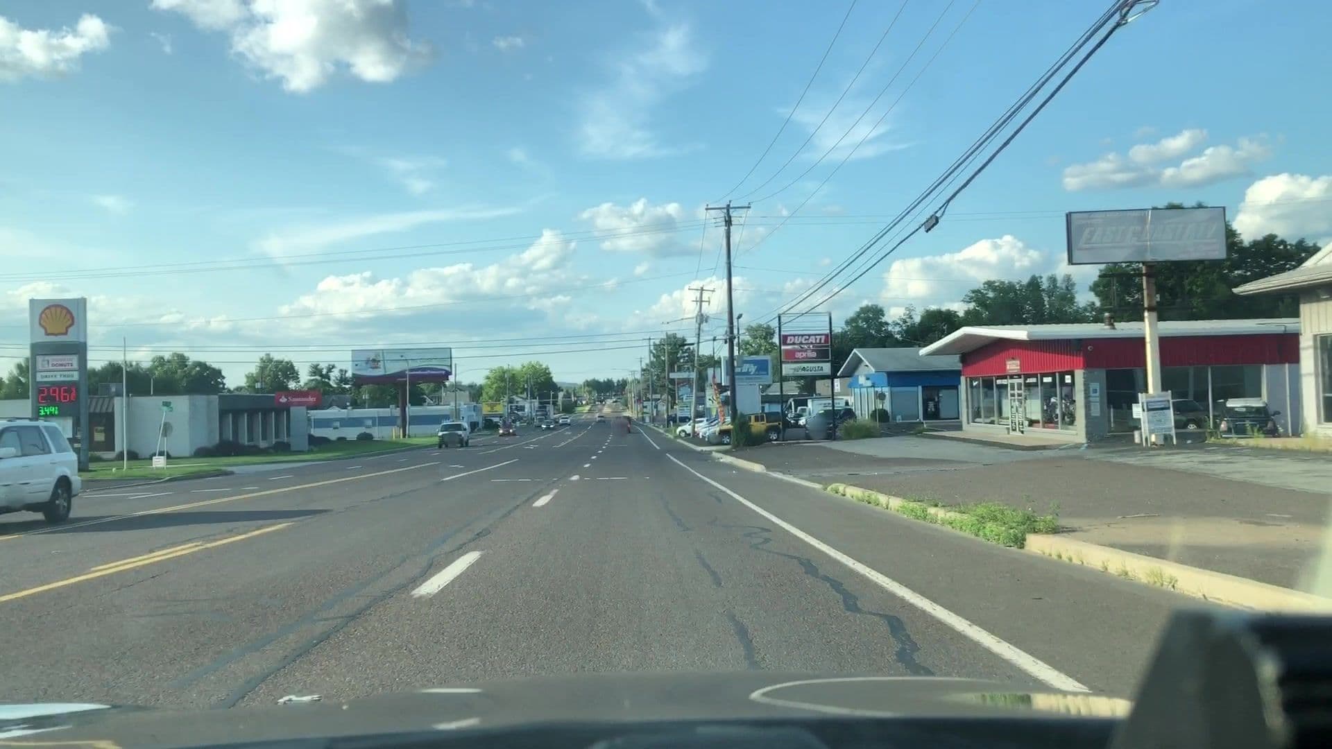 Street view near Econo Lodge, Coopersburg — © lvl5 (CC BY-SA · Mapillary)