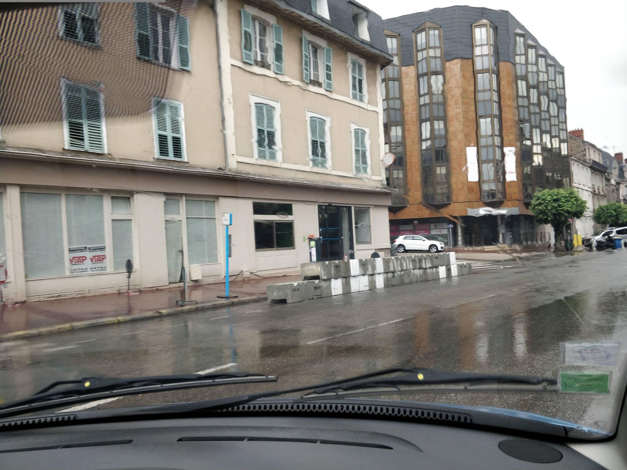 Street view near Orléans Lion d'Or, Limoges — © philou87 (CC BY-SA · Mapillary)