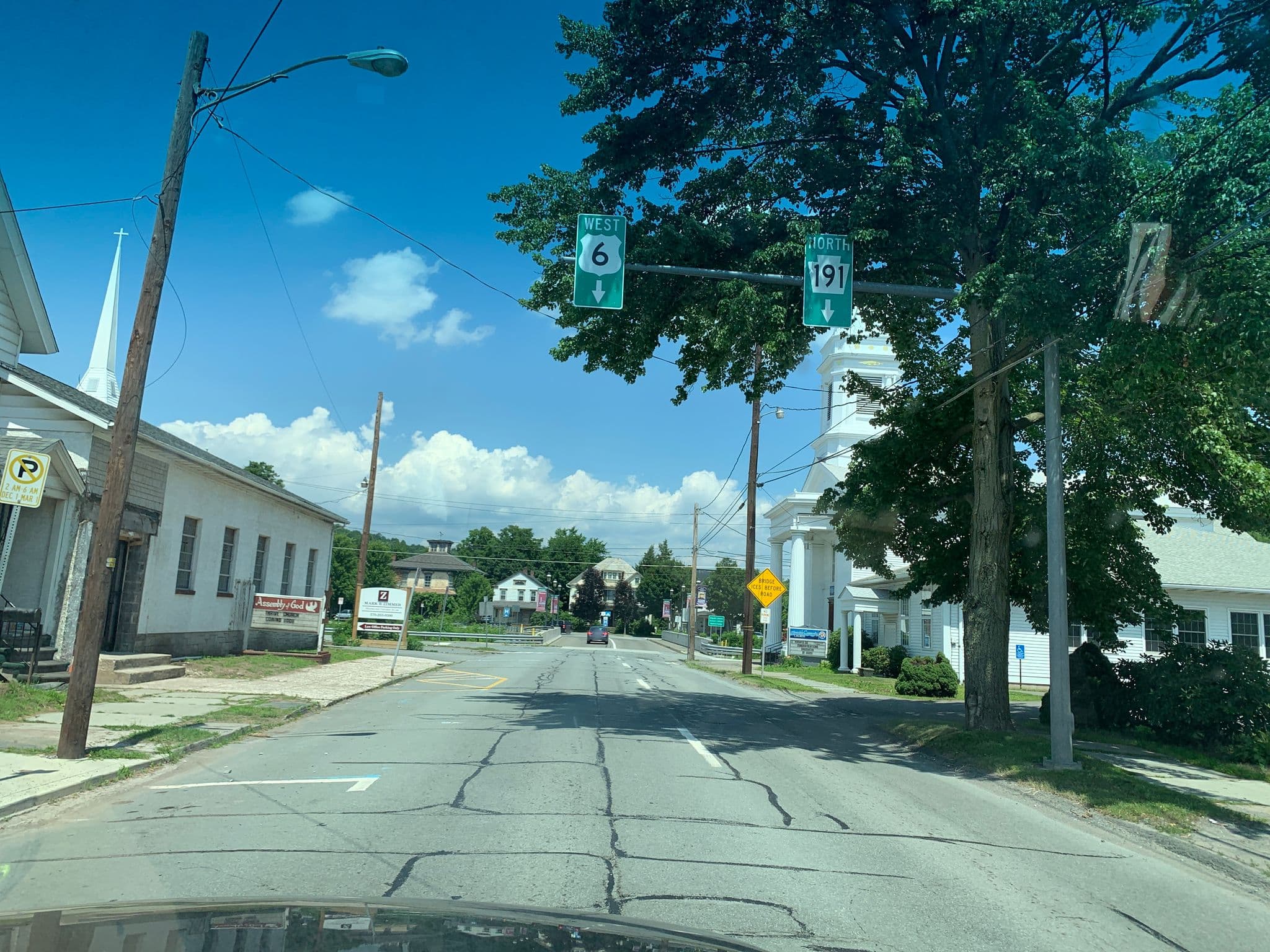 Street view near Schrute Farms Bed and Breakfast, Honesdale — © mdroads (CC BY-SA · Mapillary)