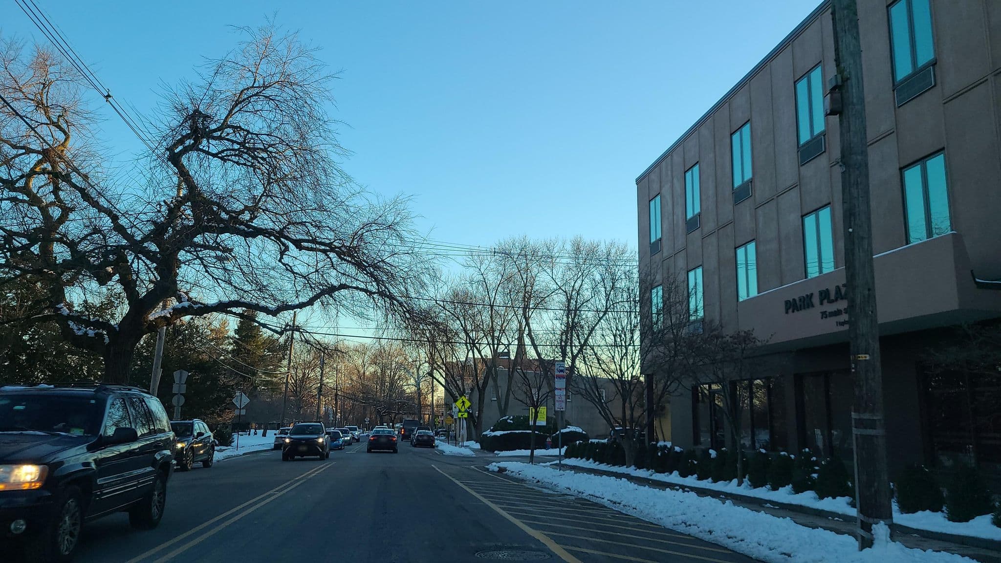 Street view near Old Port Hotel, Millburn — © i_s_o (CC BY-SA · Mapillary)