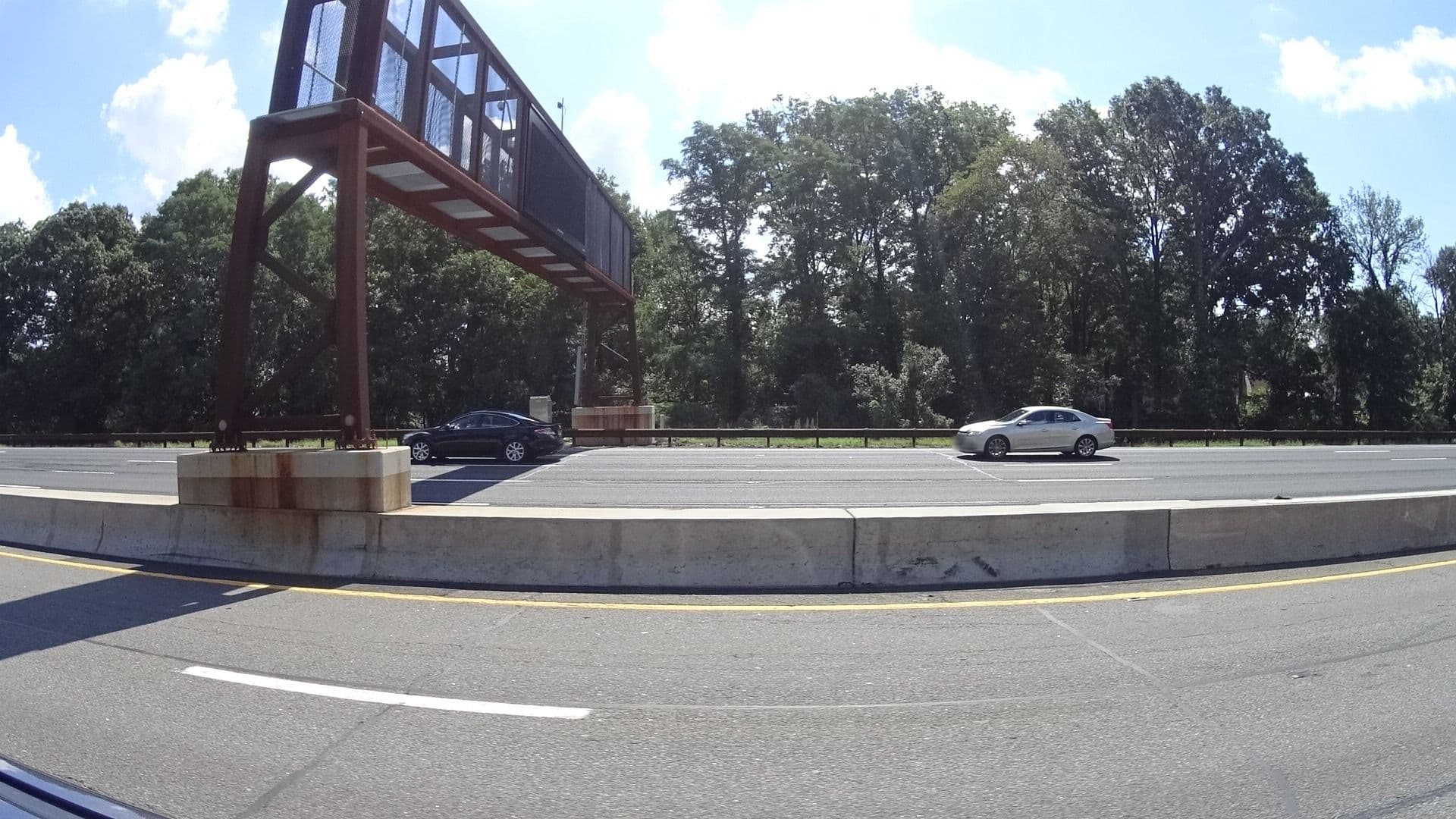 Street view near Di's, Kenilworth — © bhousel (CC BY-SA · Mapillary)