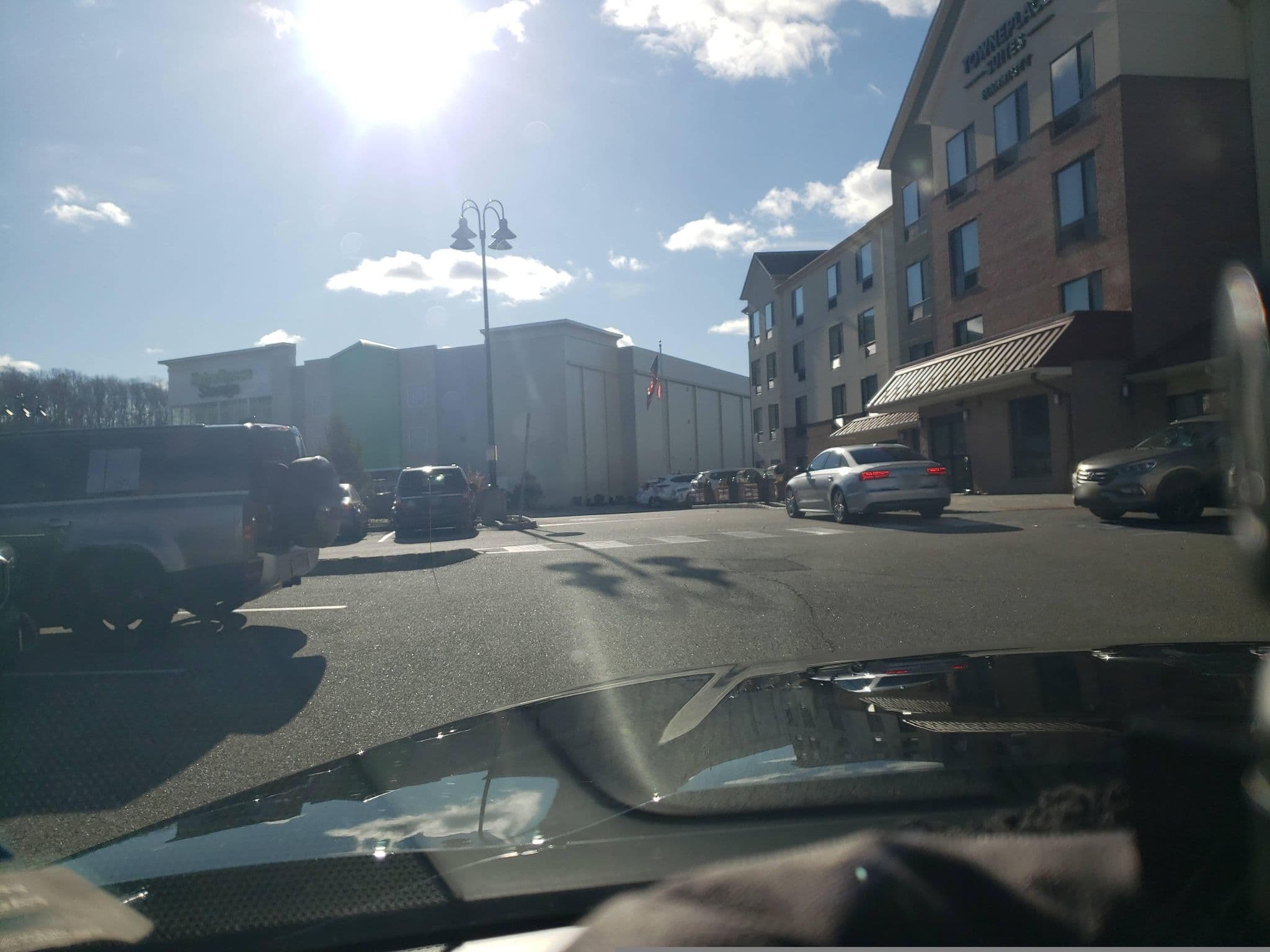 Street view near Room 211, Victory Gardens — © Lanka6359 (CC BY-SA · Mapillary)