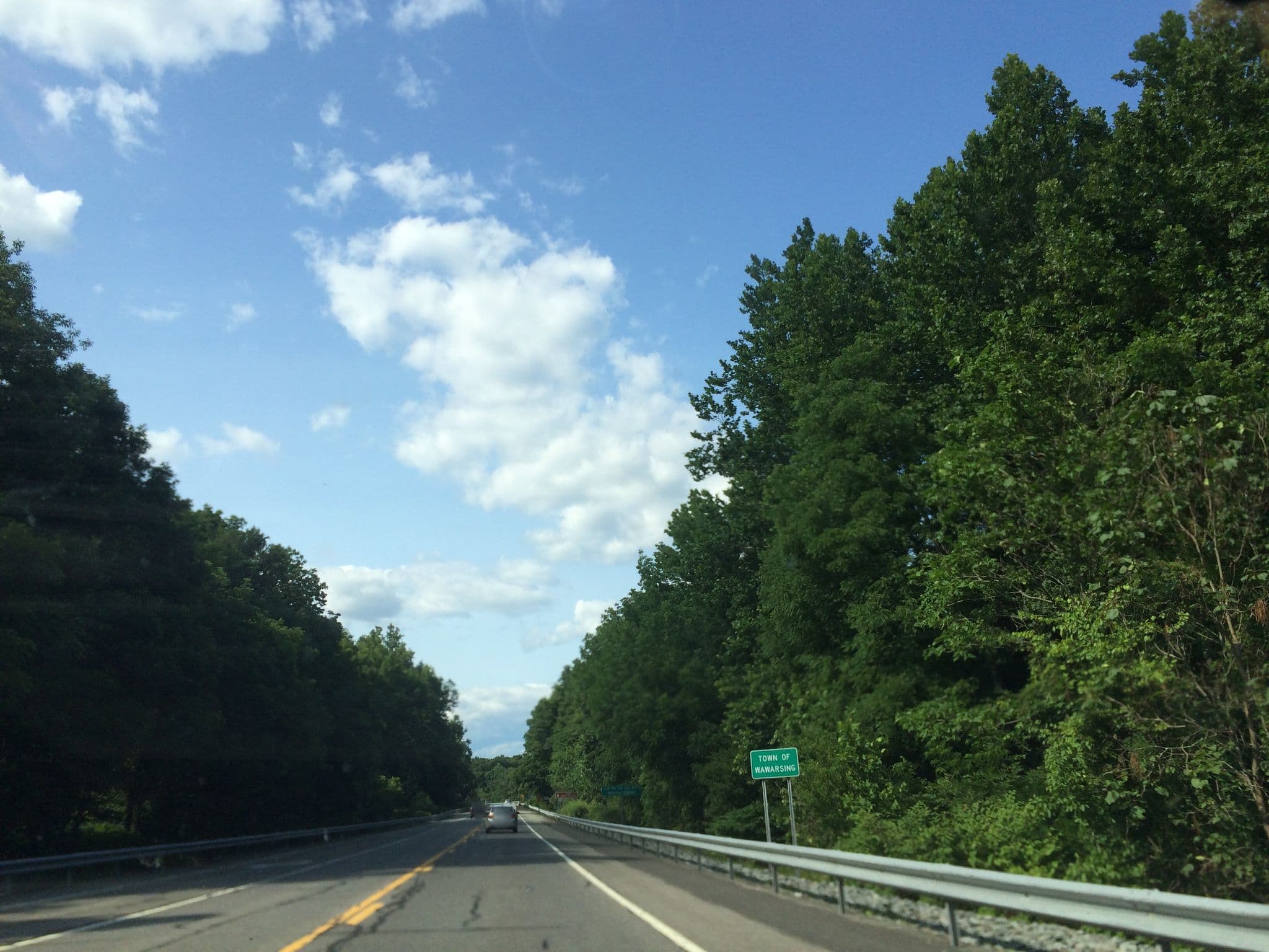 Street view near Moosebeck, Ellenville — © anavz (CC BY-SA · Mapillary)