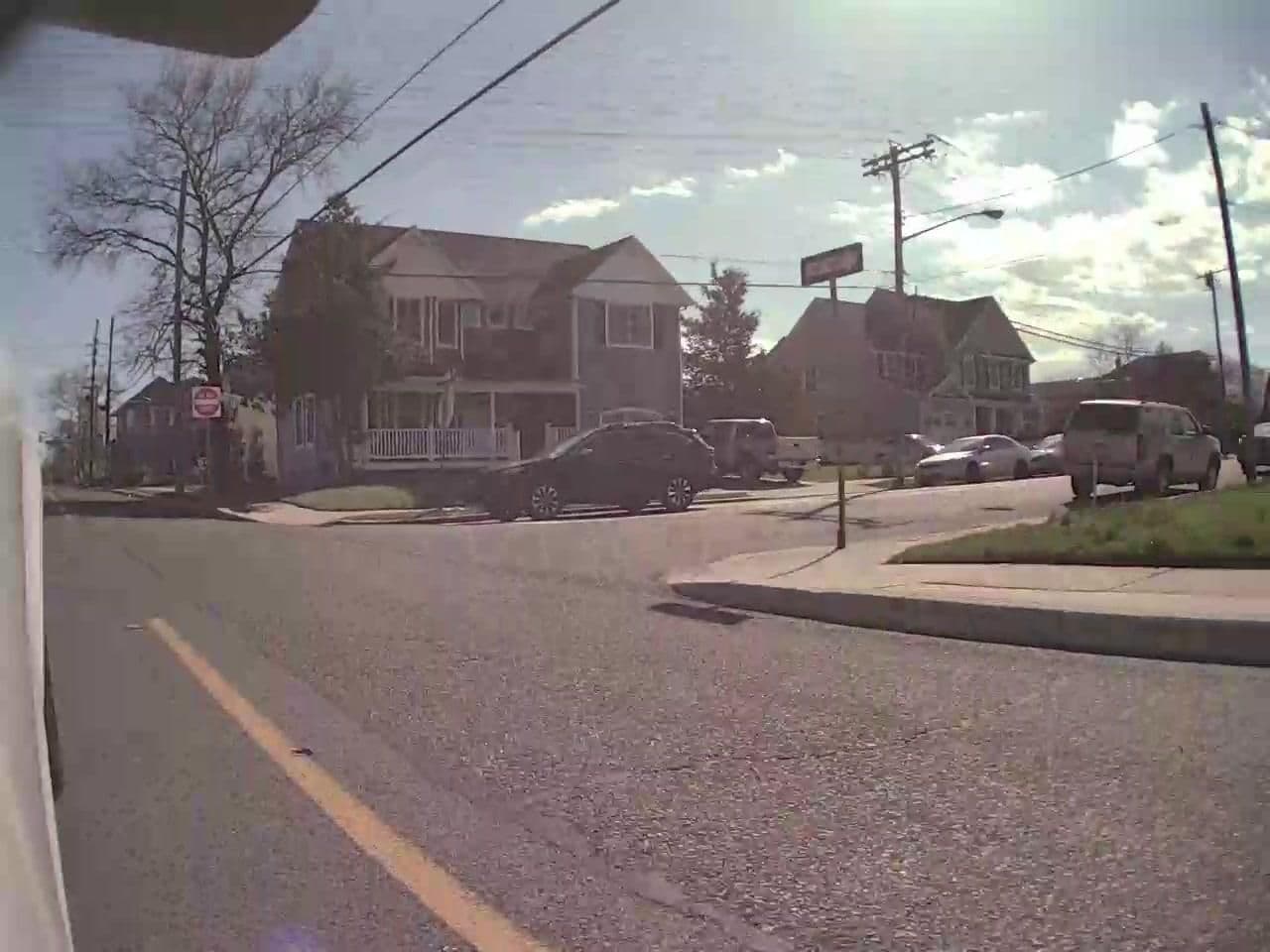 Street view near Gates at the Inlet, Point Pleasant Beach — © amaiman (CC BY-SA · Mapillary)