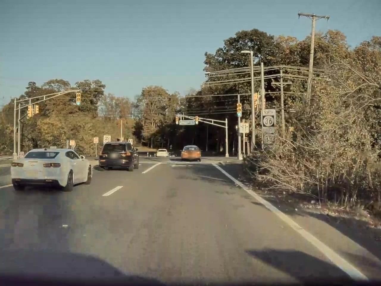 Street view near Holiday Inn Tinton Falls-Eatontown, Eatontown — © amaiman (CC BY-SA · Mapillary)