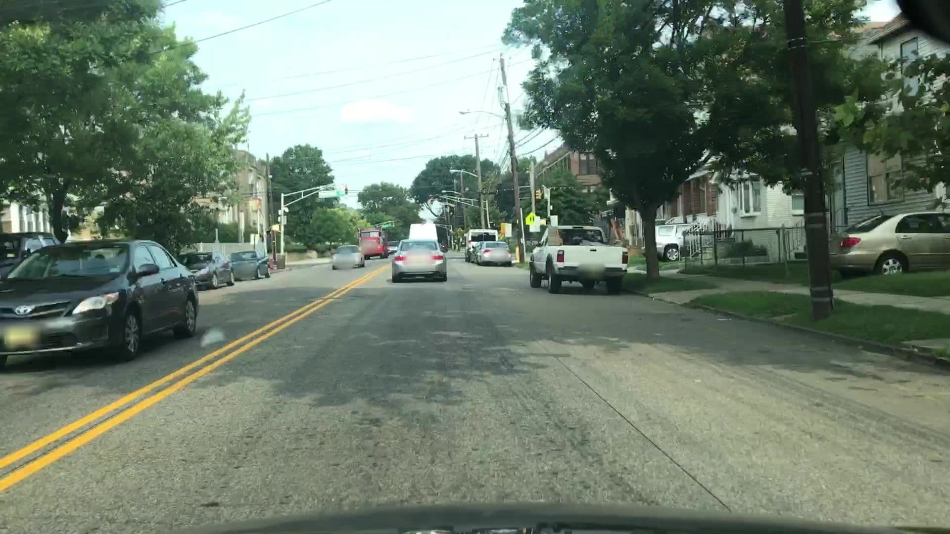 Street view near Hova House, Elizabeth — © lvl5 (CC BY-SA · Mapillary)
