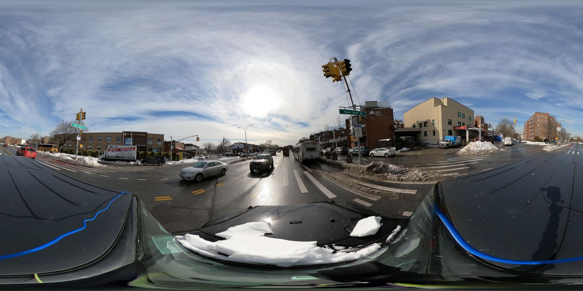 Street view near The Kings, Flatlands — © MSolomonApplause (CC BY-SA · Mapillary)