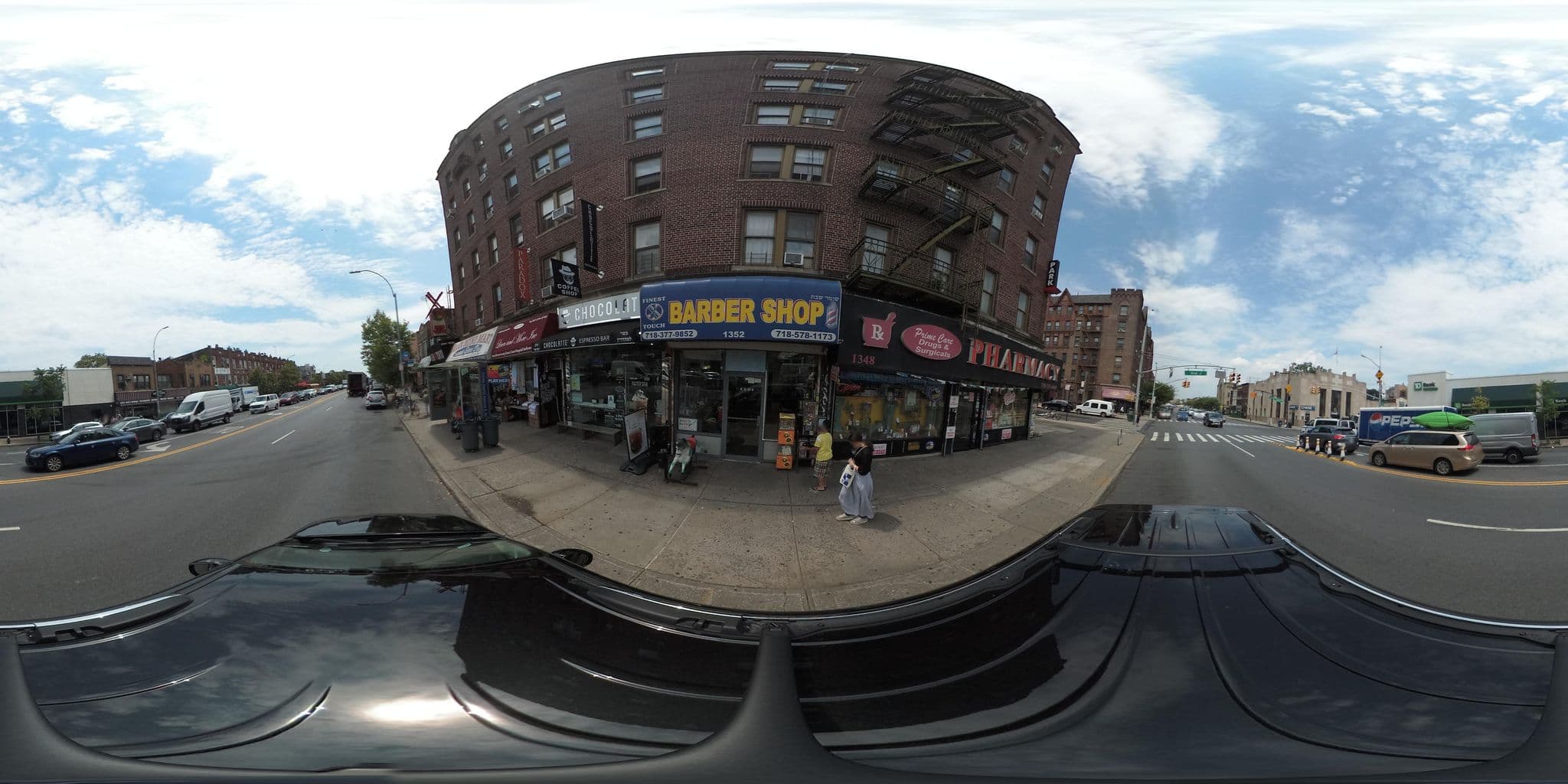 Street view near Pete's Resort, Kensington — © live360 (CC BY-SA · Mapillary)