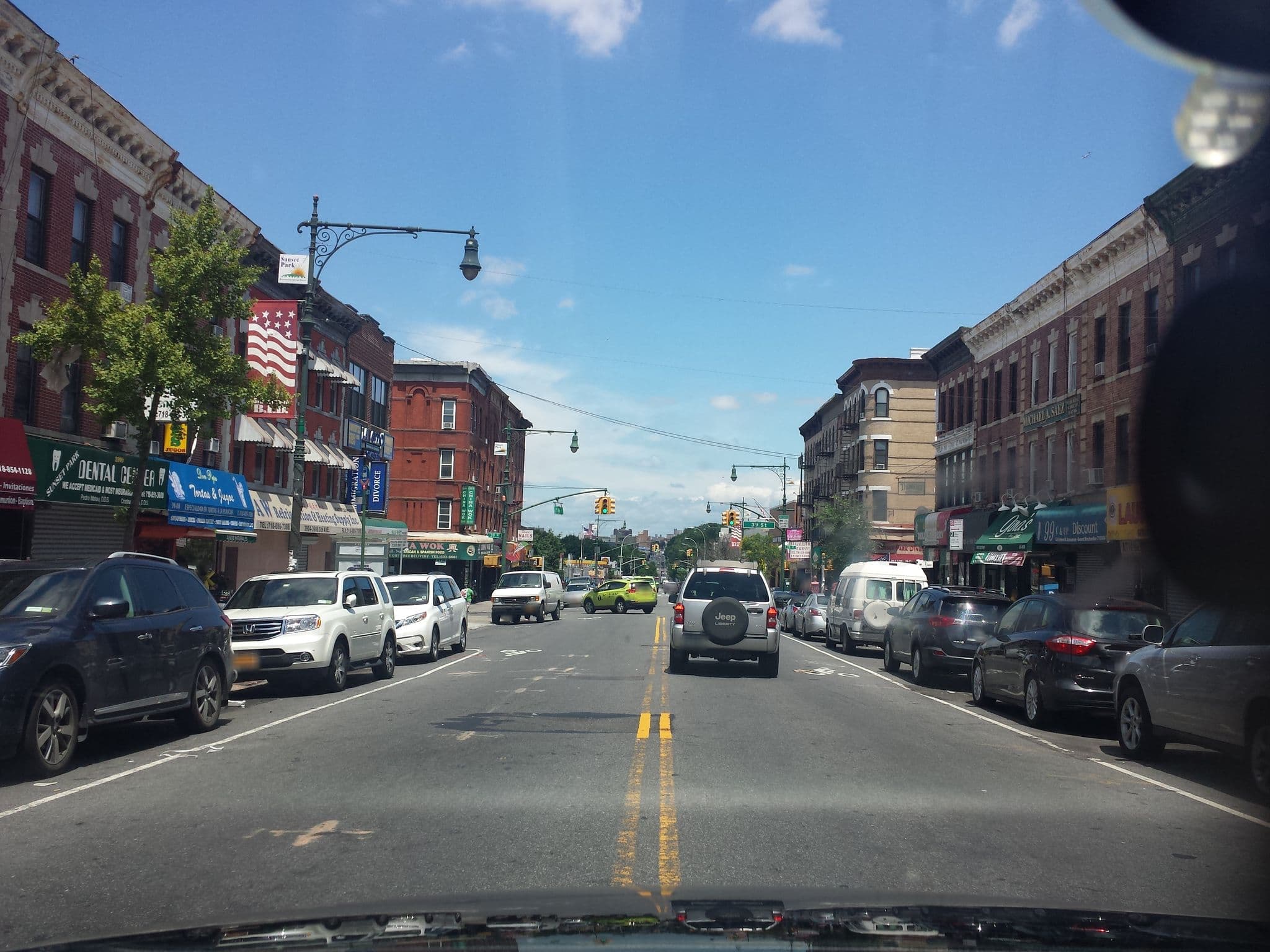 Street view near Hell Hath Frozen Over, Sunset Park — © baldur (CC BY-SA · Mapillary)