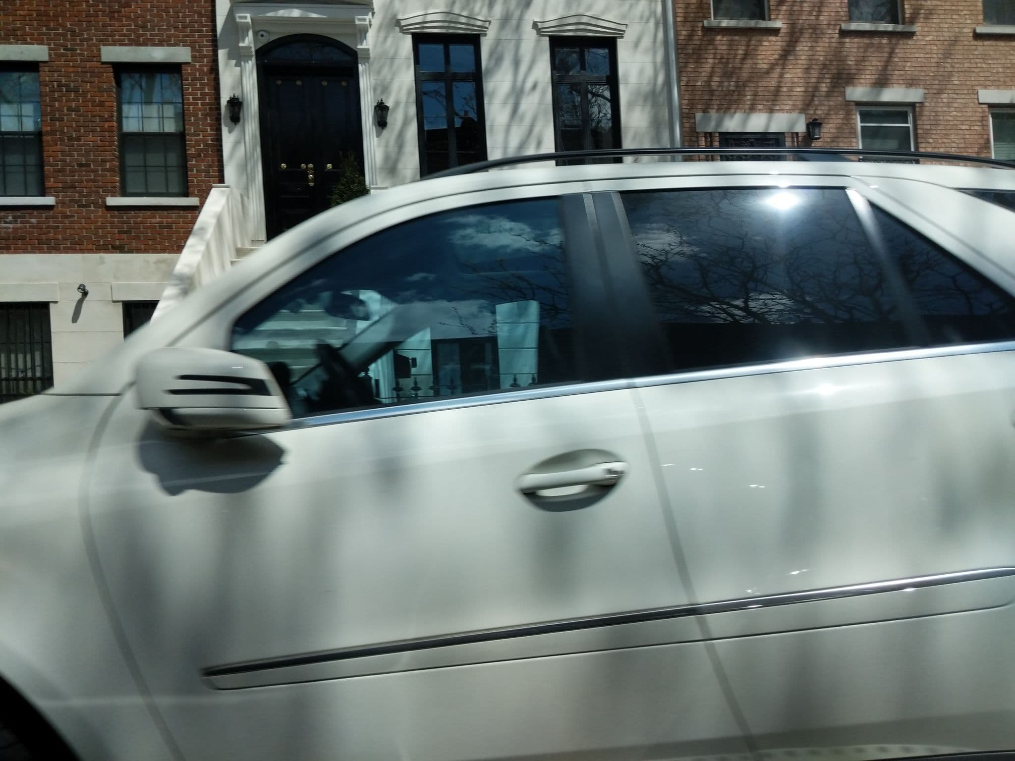 Street view near 388 Bergen House, Downtown Brooklyn — © greg5045 (CC BY-SA · Mapillary)