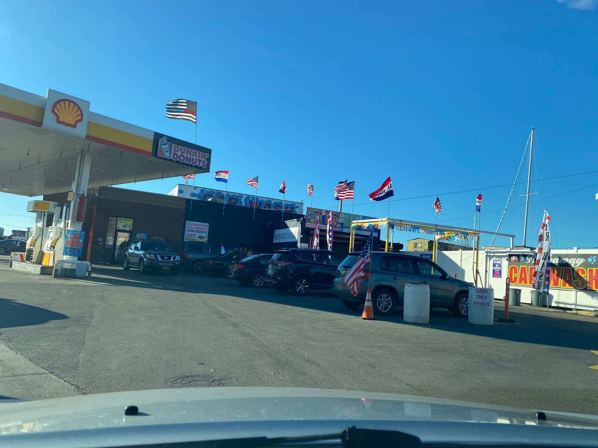 Street view near Truck-A-Float, Arverne — © lakazandra73 (CC BY-SA · Mapillary)