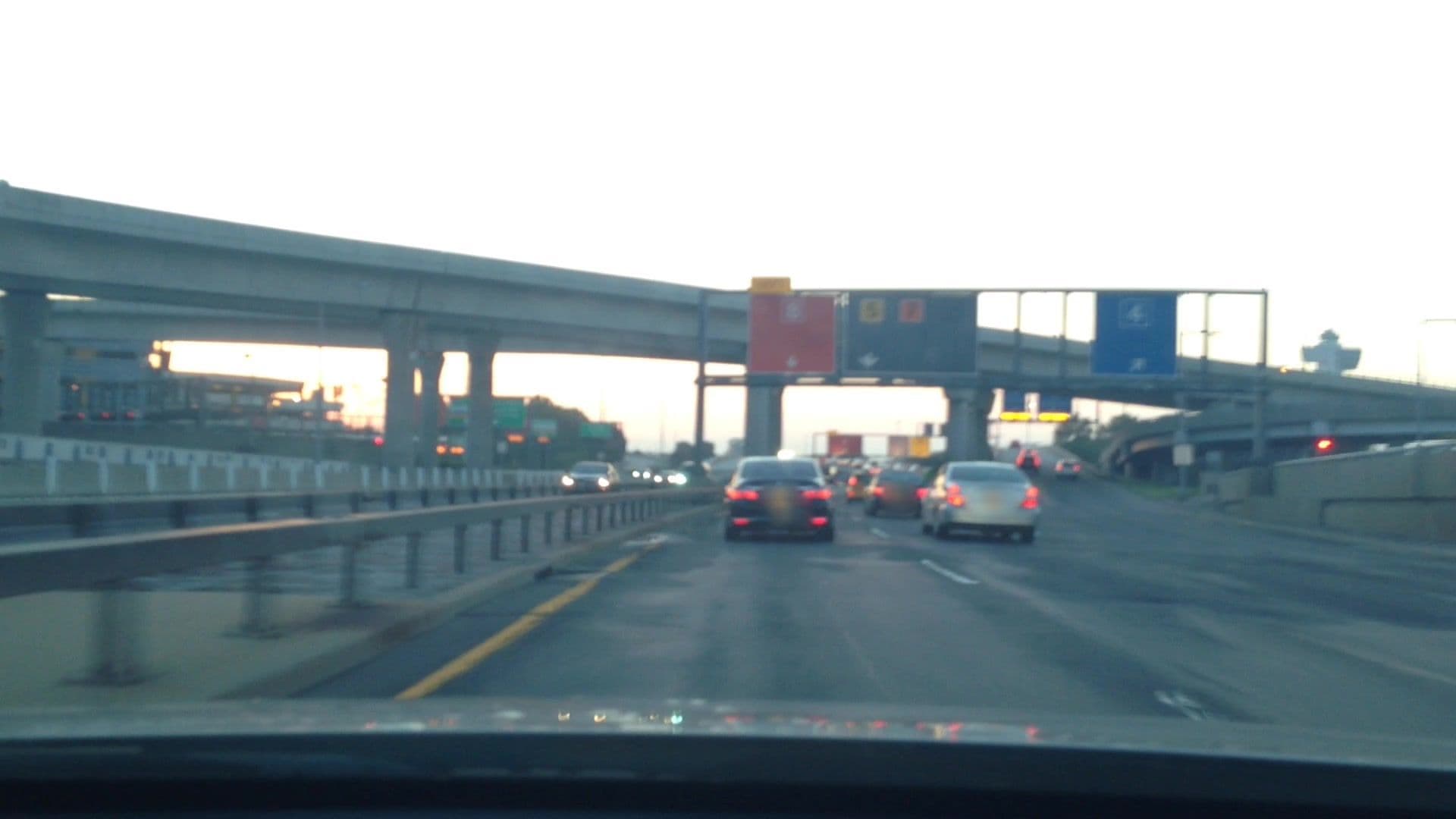 Street view near Sefton Hotel, Springfield Gardens — © lvl5 (CC BY-SA · Mapillary)