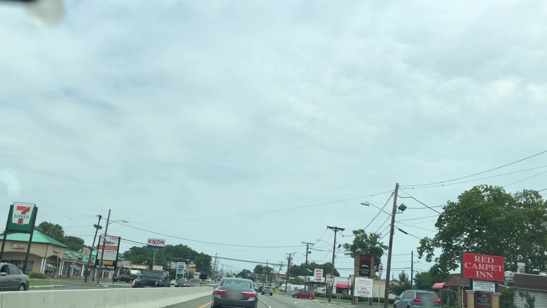 Street view near Red Carpet Inn, Garfield — © lvl5 (CC BY-SA · Mapillary)