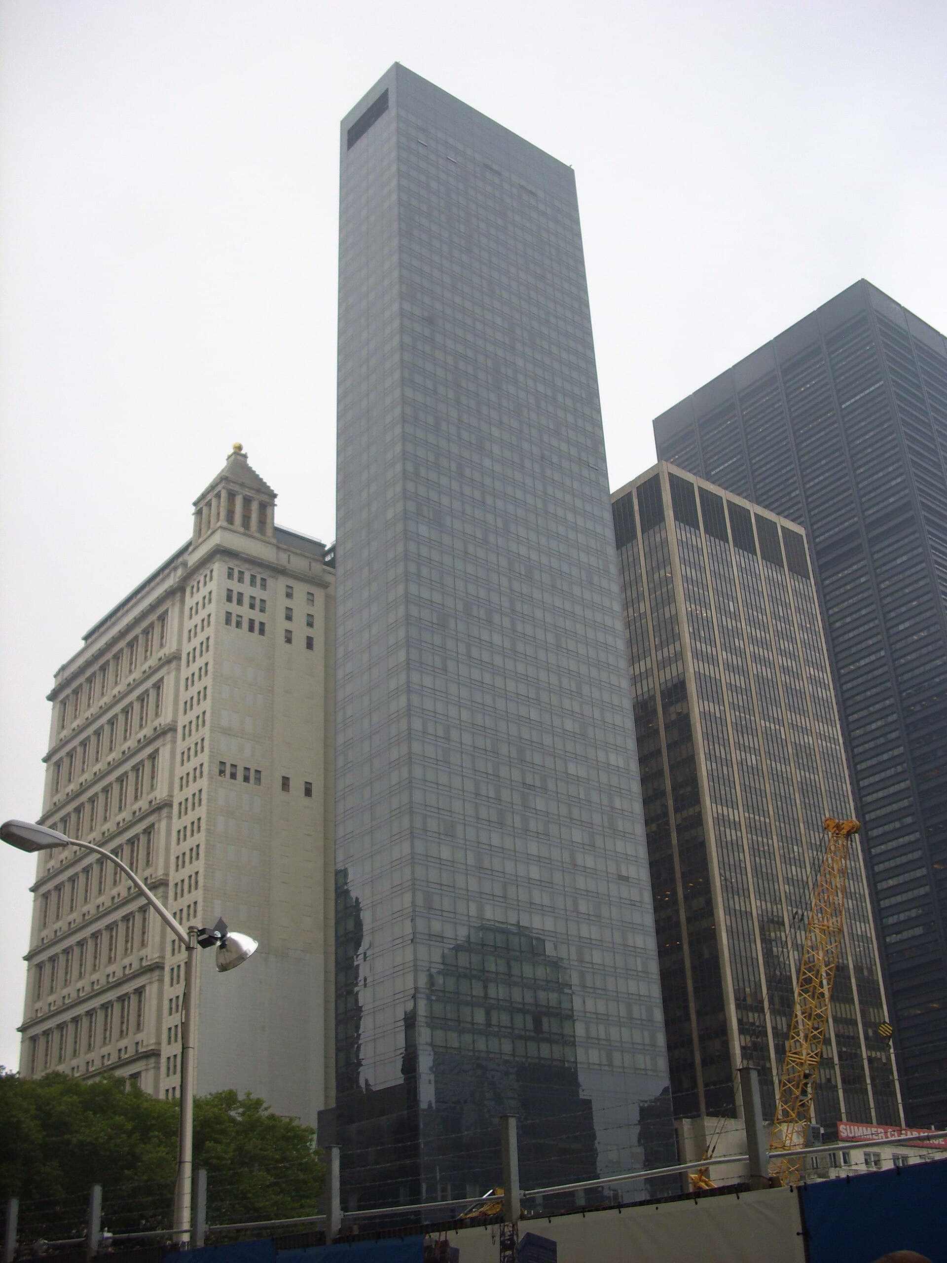 Millennium Downtown New York Hotel (via Wikimedia Commons, CC BY 3.0)