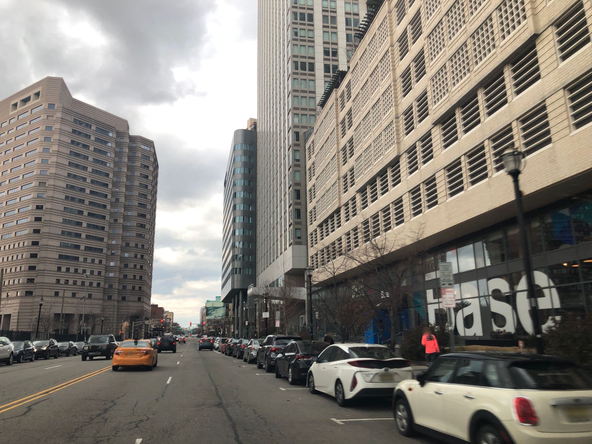 Street view near The Stella - Self Catering Apartments, Battery Park City — © nykera96 (CC BY-SA · Mapillary)