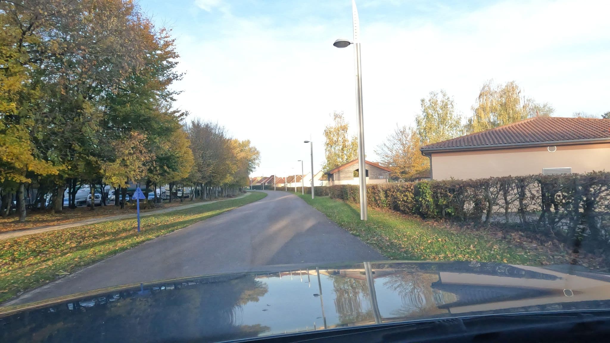 Street view near Marina Holyder, Montier-en-Der — © vinisa (CC BY-SA · Mapillary)