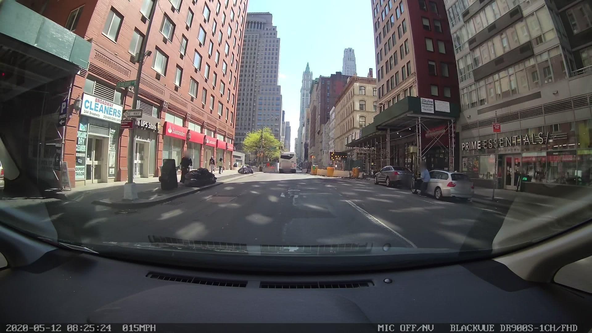 Street view near Tsaiwan, New York City — © farlab (CC BY-SA · Mapillary)
