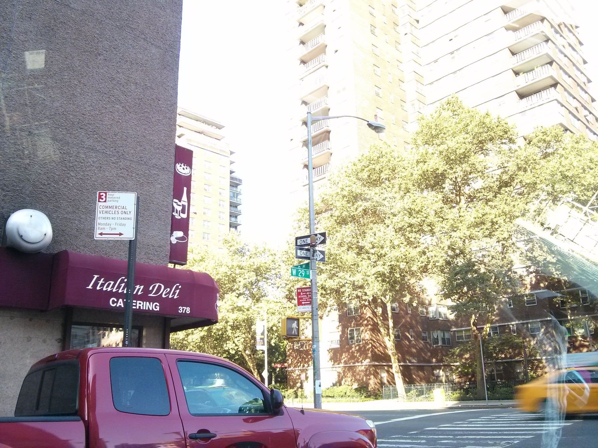 Street view near Chelsea Cabins, Times Square — © joieee (CC BY-SA · Mapillary)