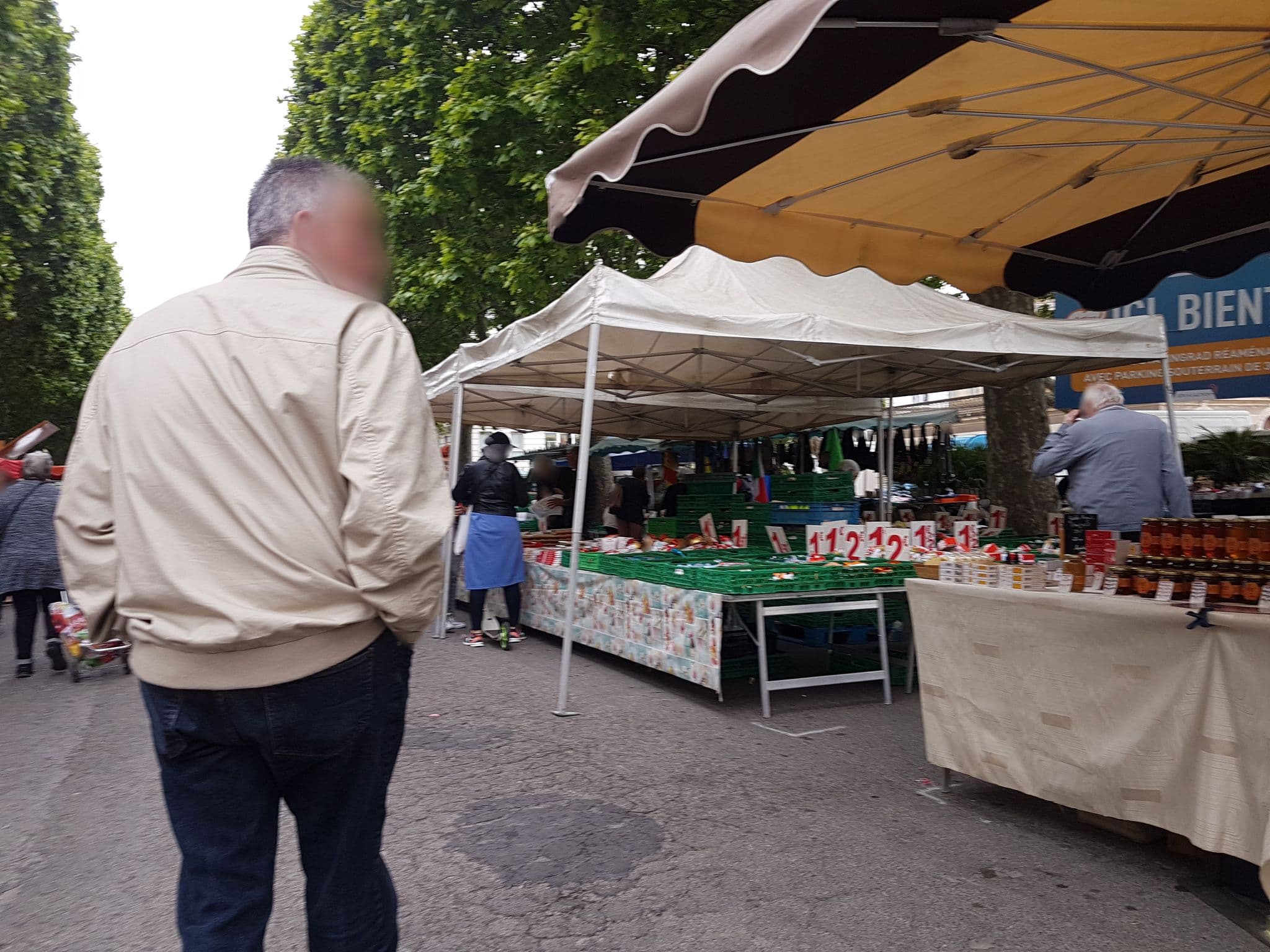 Street view near Le National, Sète — © changchun1 (CC BY-SA · Mapillary)