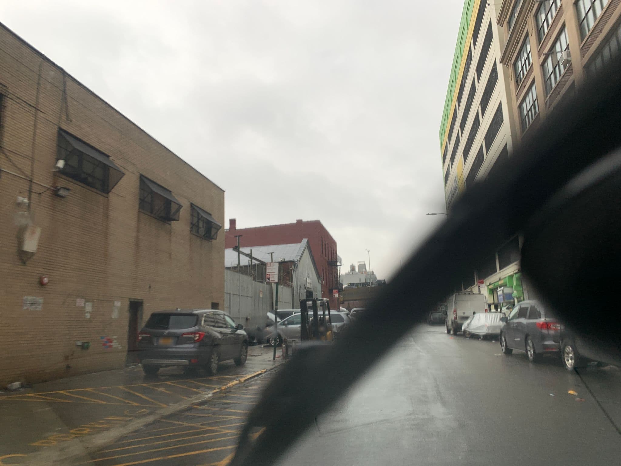 Street view near Jellydome Hotel, Downtown Brooklyn — © pdowdye (CC BY-SA · Mapillary)