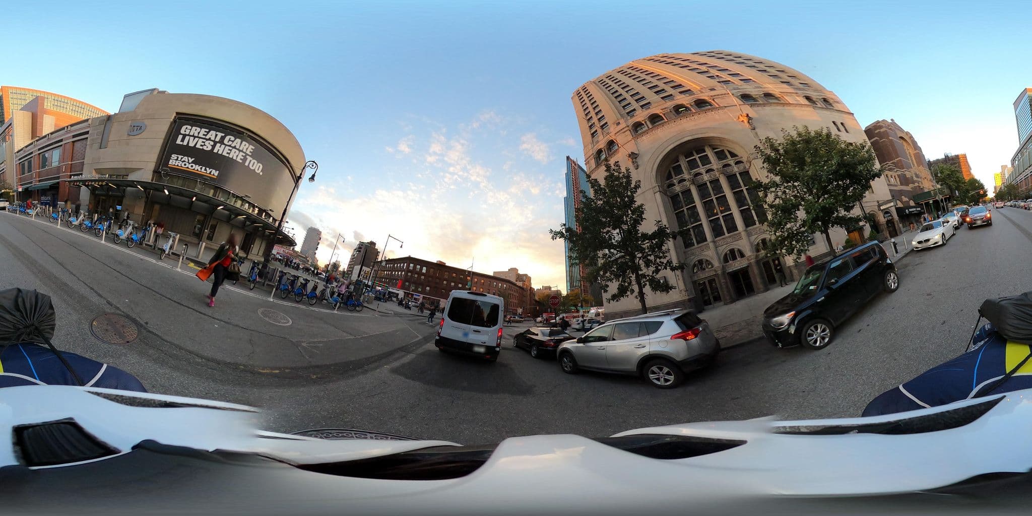 Street view near Contintental Hotel, Downtown Brooklyn — © hdevine825 (CC BY-SA · Mapillary)