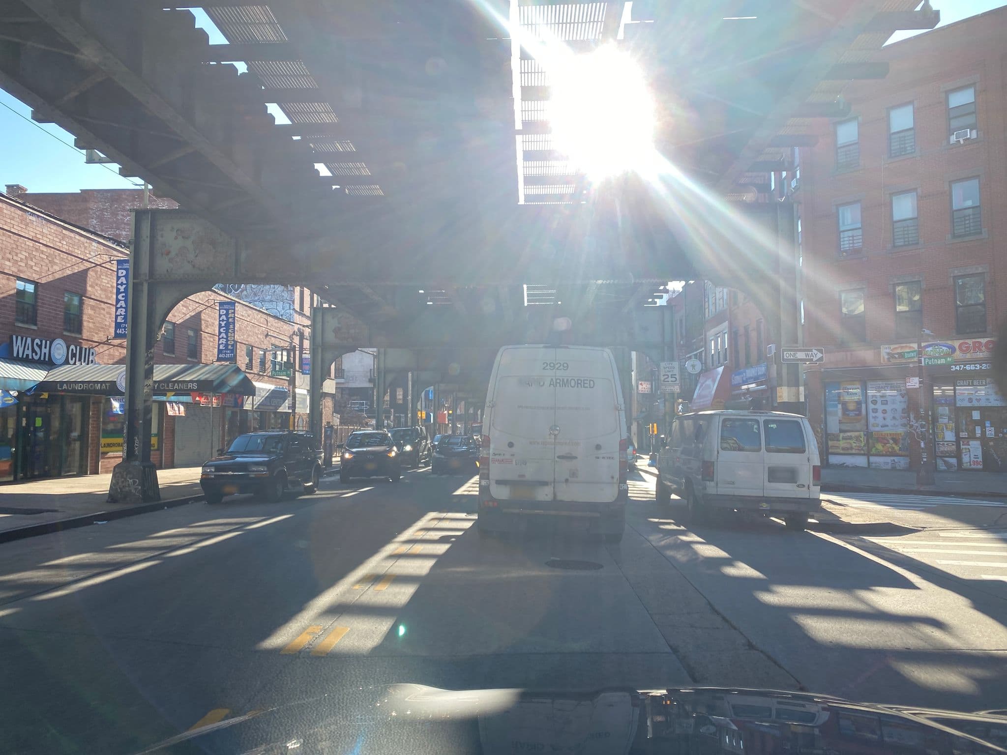Street view near Neptune hotel, Bushwick — © smartmaper (CC BY-SA · Mapillary)