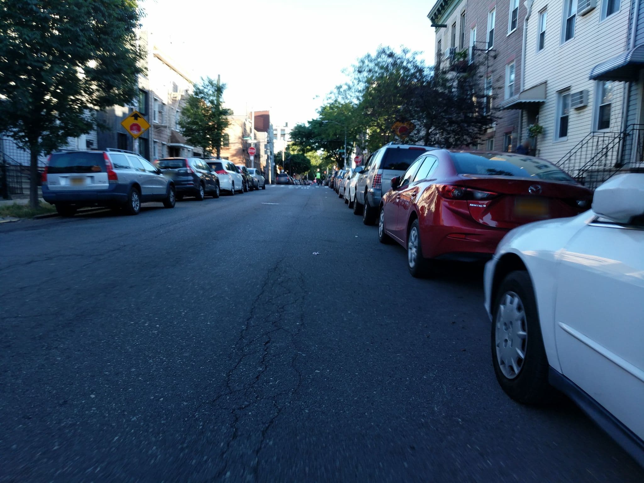 Street view near Humboldt Inn, Williamsburg — © daalso (CC BY-SA · Mapillary)