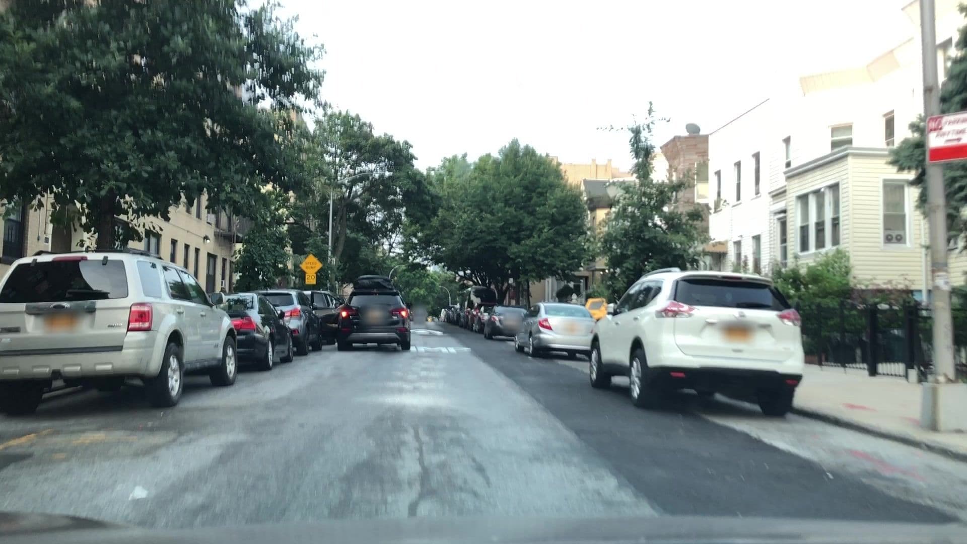 Street view near MiniStay, Astoria — © lvl5 (CC BY-SA · Mapillary)