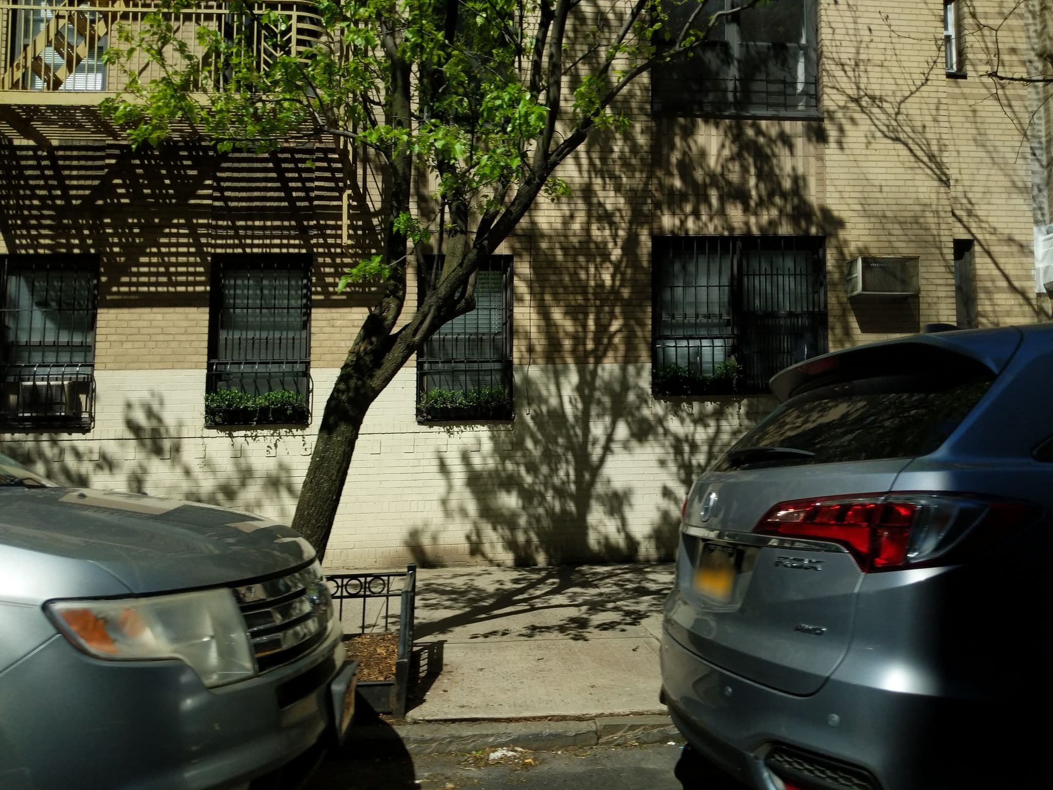 Street view near Catholic Kolping House, Manhattan — © farlab2 (CC BY-SA · Mapillary)