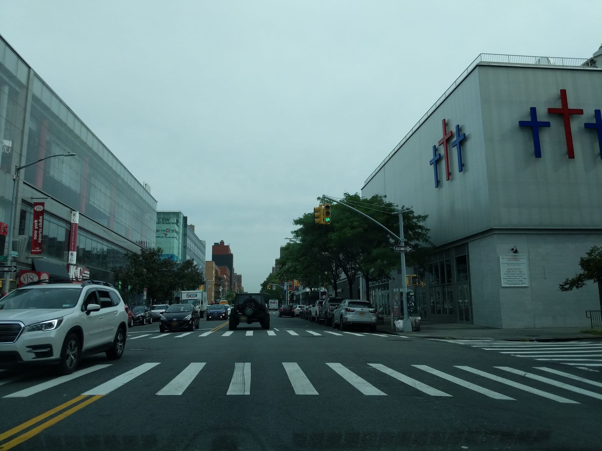 Street view near Room 209, Harlem — © atze02 (CC BY-SA · Mapillary)