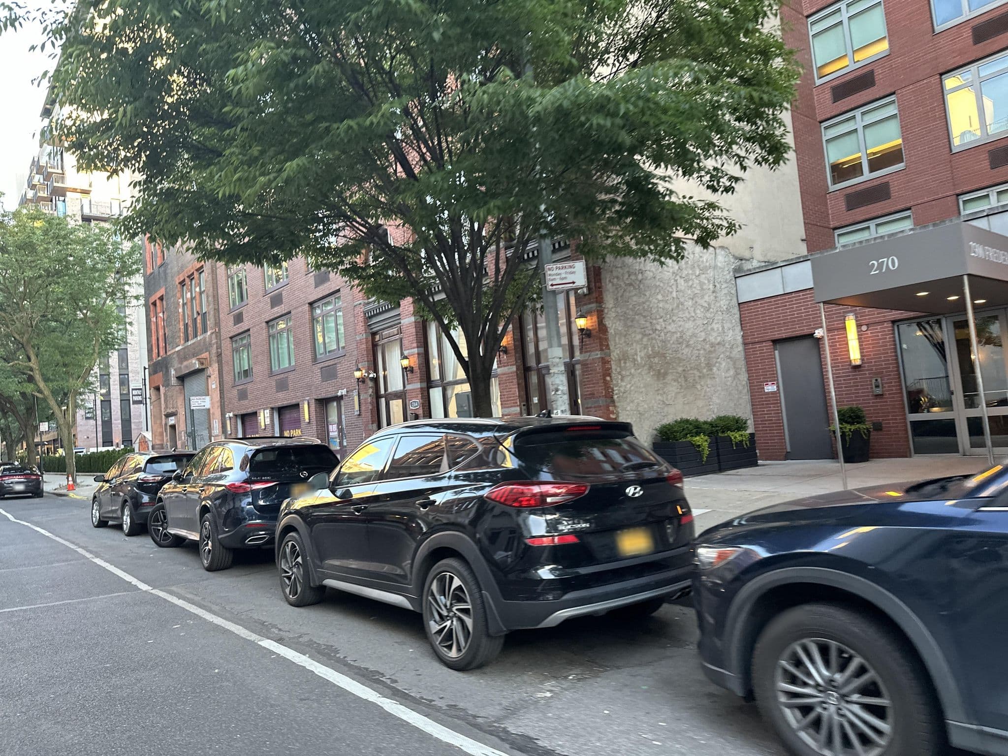 Street view near Aloft Harlem, Harlem — © RobinZyx (CC BY-SA · Mapillary)