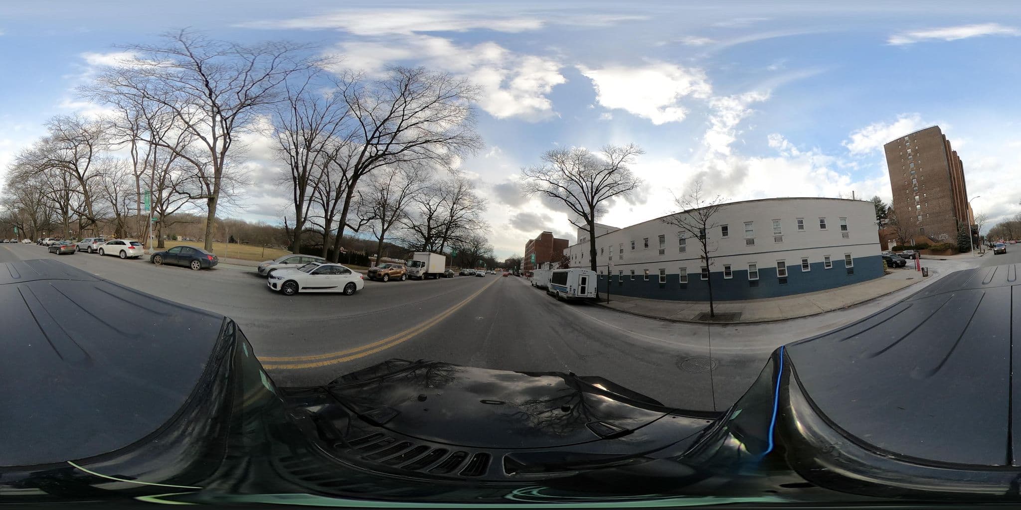 Street view near Van Cortlandt Motel, Kings Bridge — © MSolomonApplause (CC BY-SA · Mapillary)