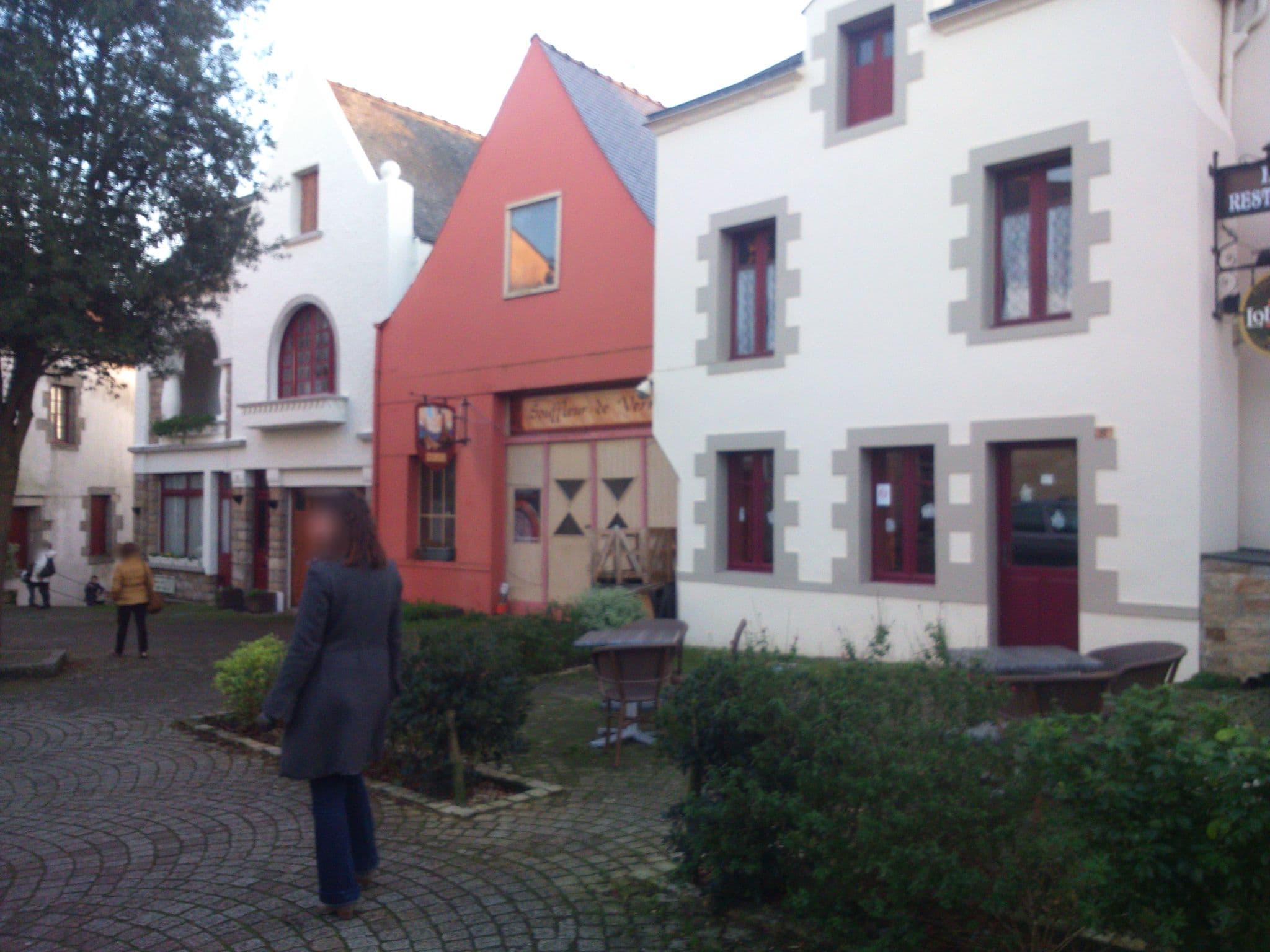 Street view near Auberge des Deux Magots, Nivillac — © djoman (CC BY-SA · Mapillary)
