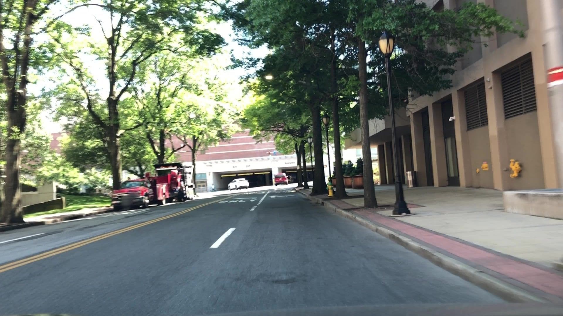 Street view near Crowne Plaza White Plains-Downtown, White Plains — © lvl5 (CC BY-SA · Mapillary)