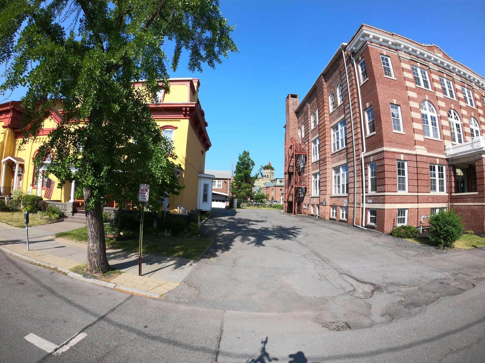 Street view near Bau Guestahus, Kingston — © roadgeek_md99 (CC BY-SA · Mapillary)