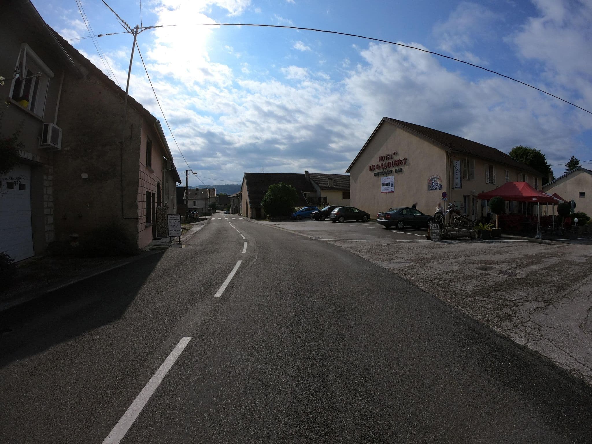Street view near Hôtel Restaurant Le Galoubet, Arinthod — © joostjakob (CC BY-SA · Mapillary)