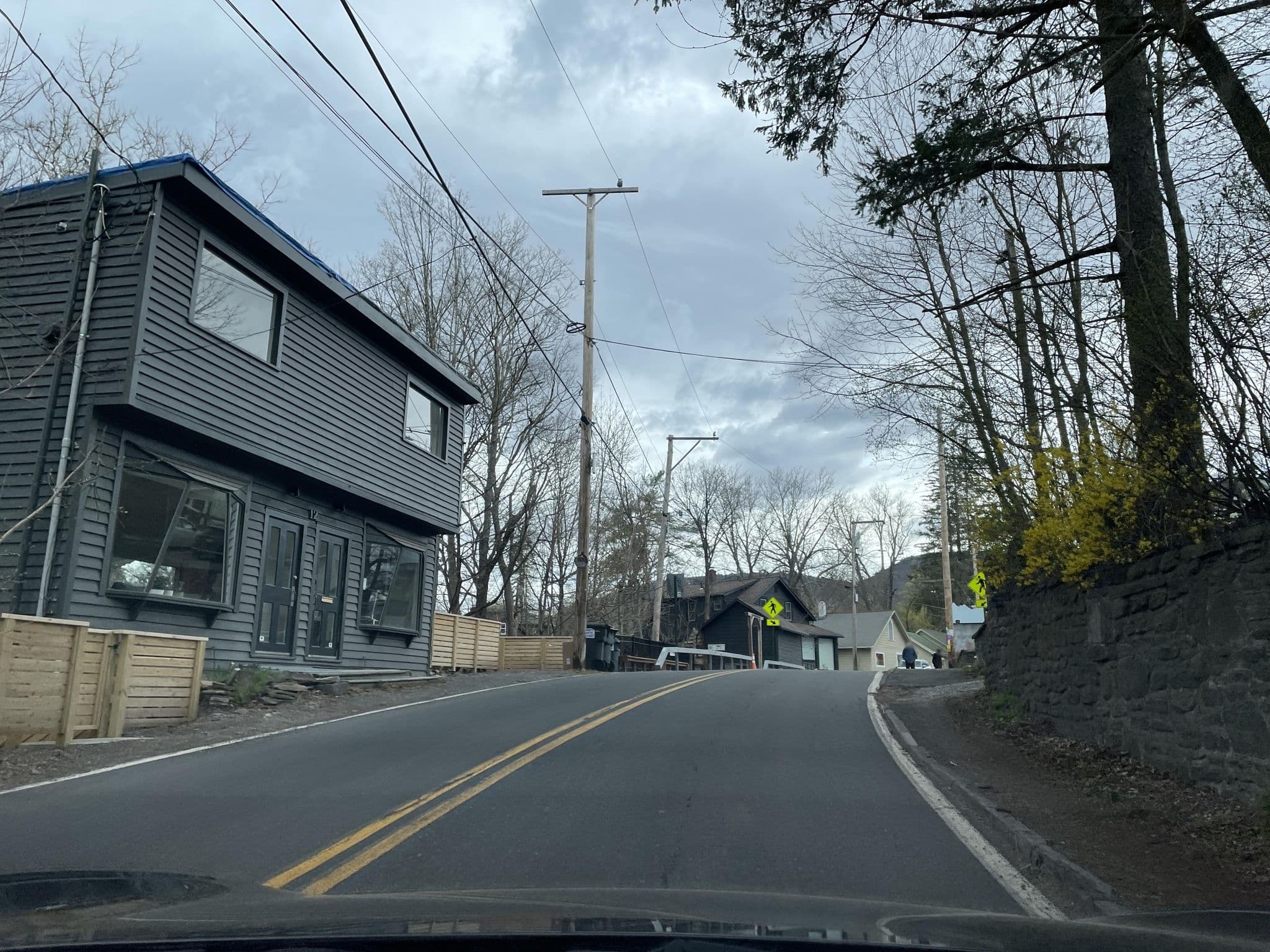 Street view near Woodstock Day School, Zena — © lklepner (CC BY-SA · Mapillary)